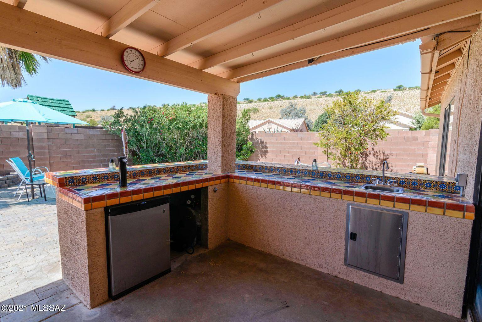 1719 W Calle Del Querido