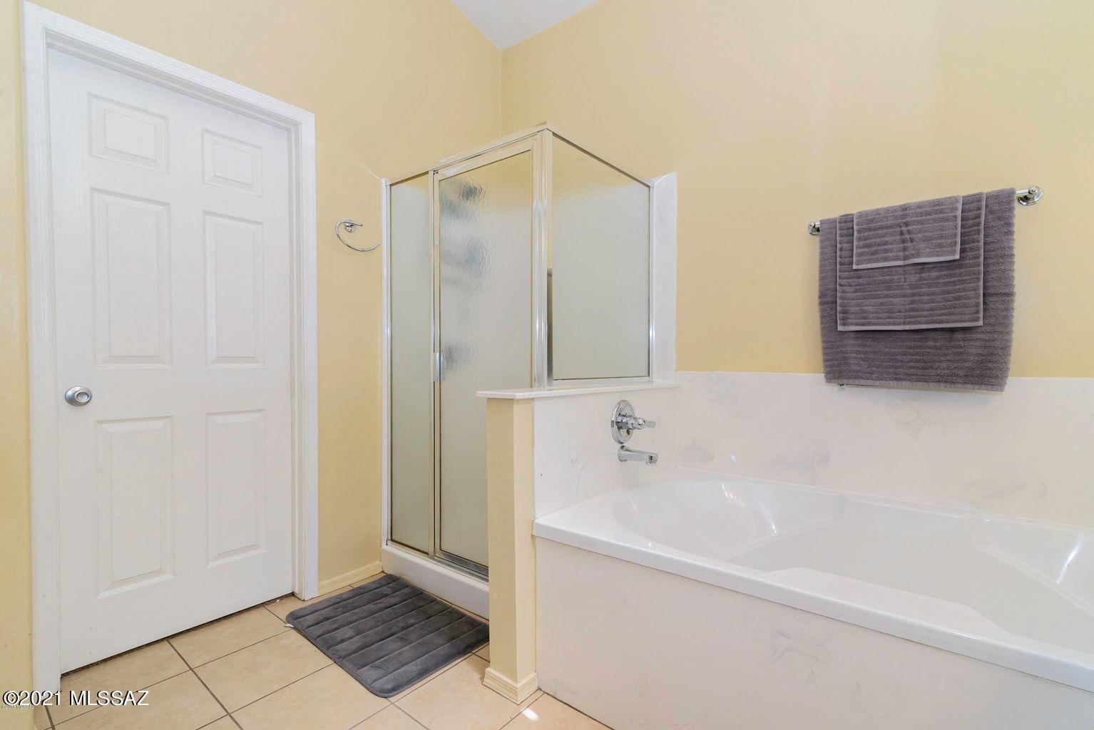 1719 W Calle Del Querido