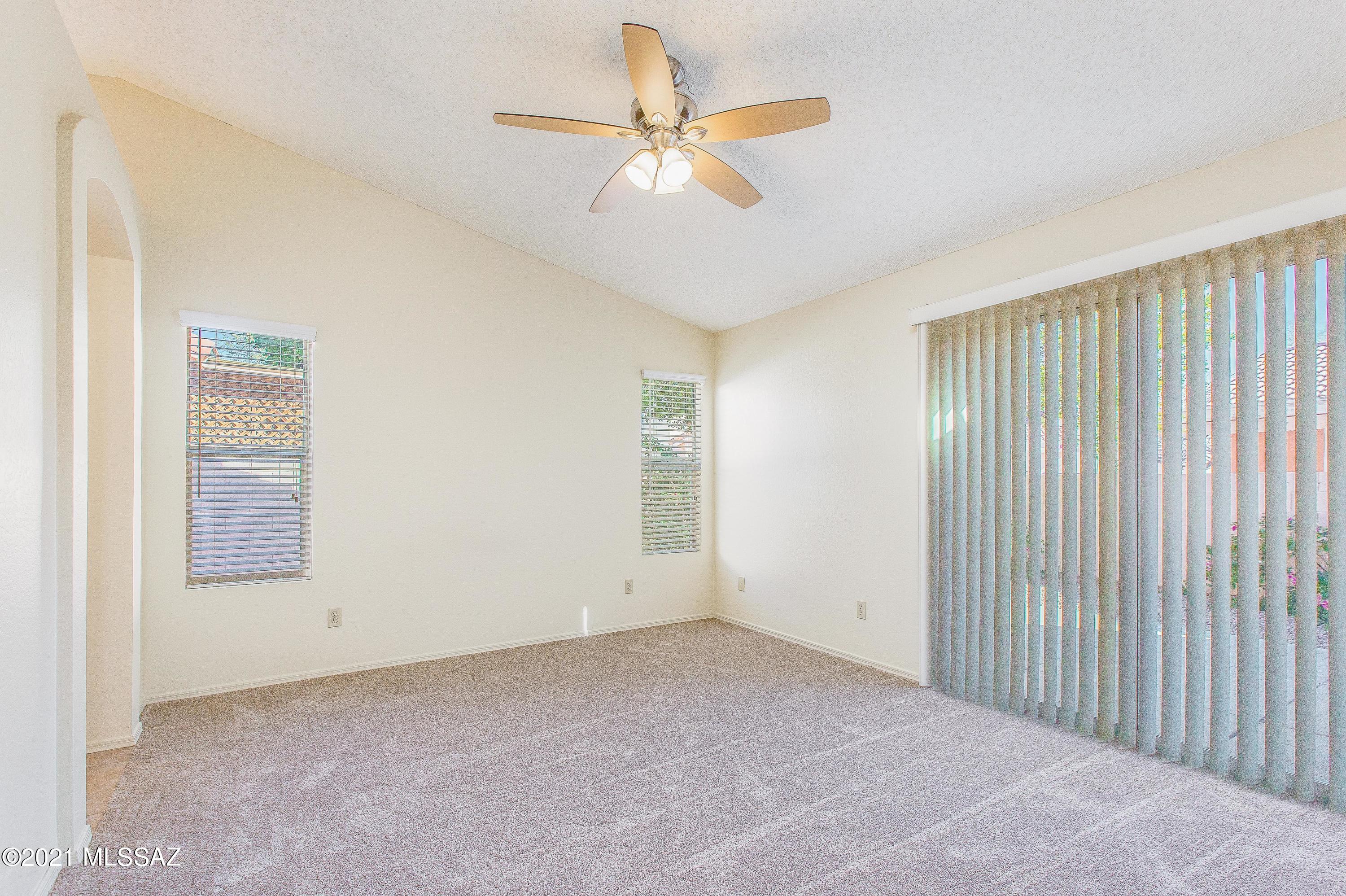 9970 N Stageline Trail