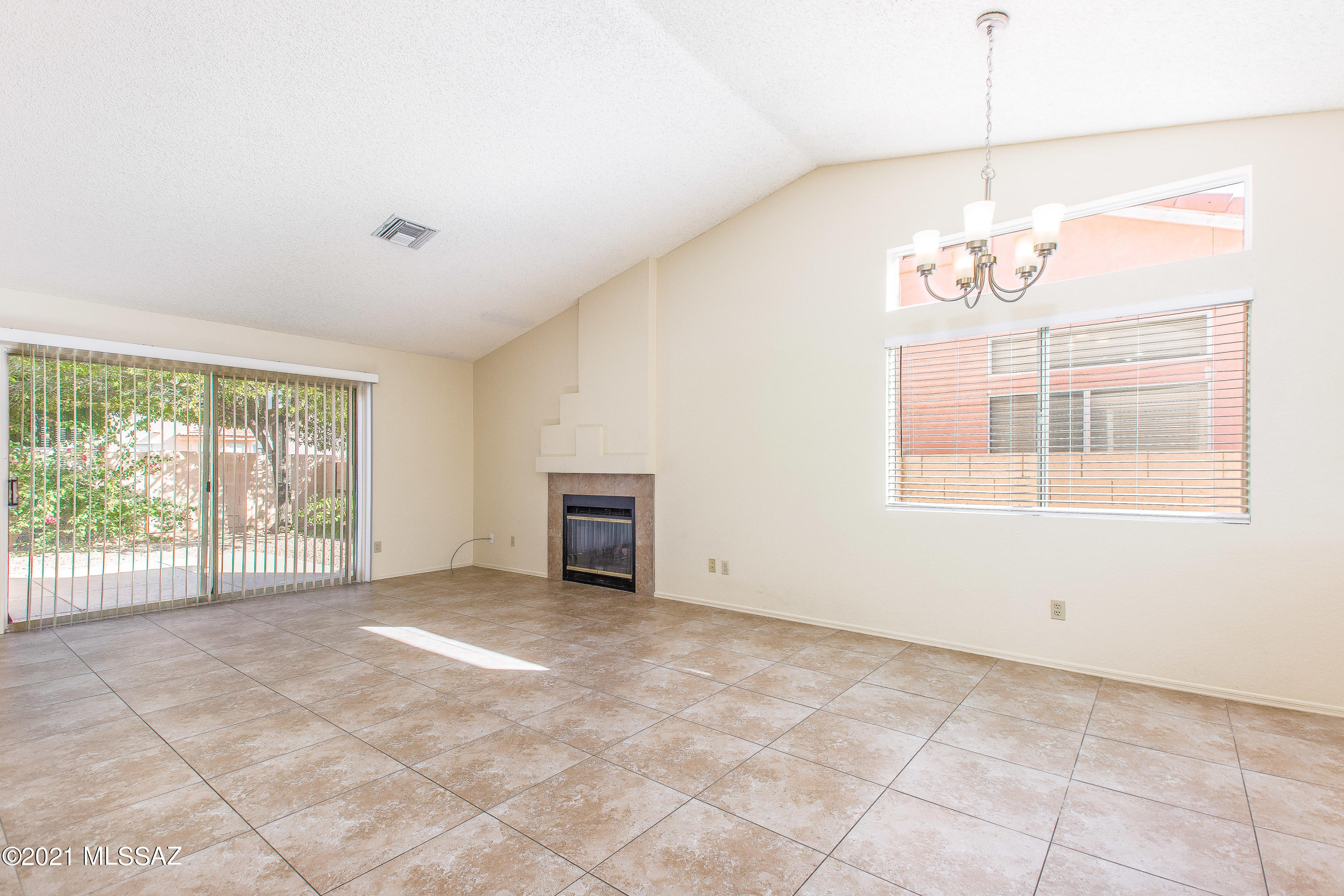 9970 N Stageline Trail