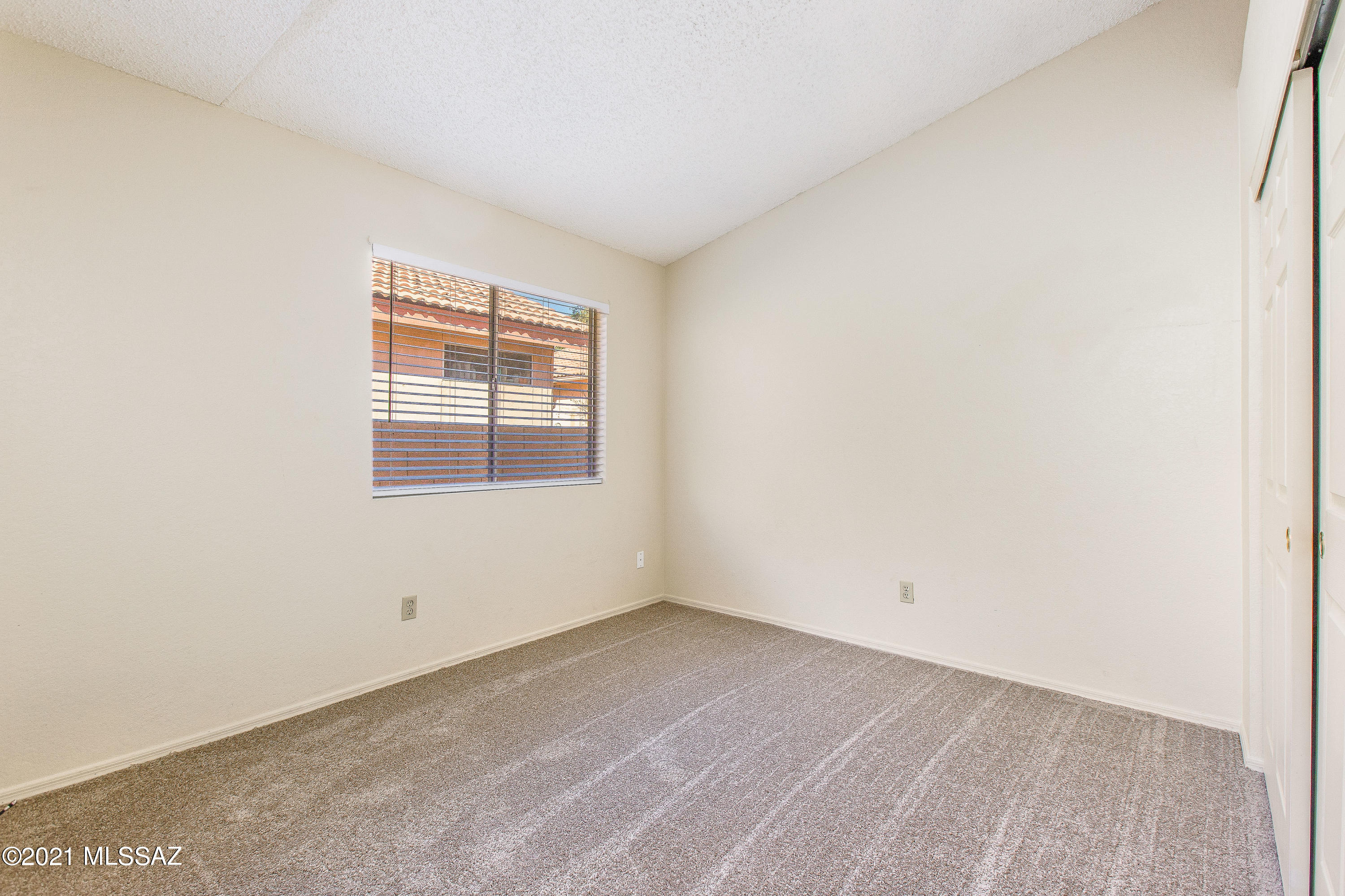 9970 N Stageline Trail