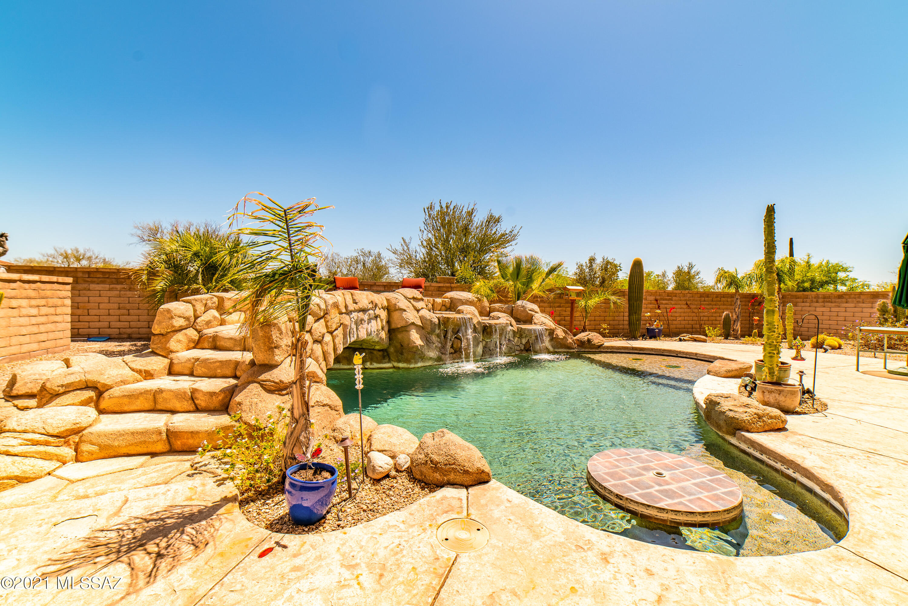 13932 N Running Brook Lane