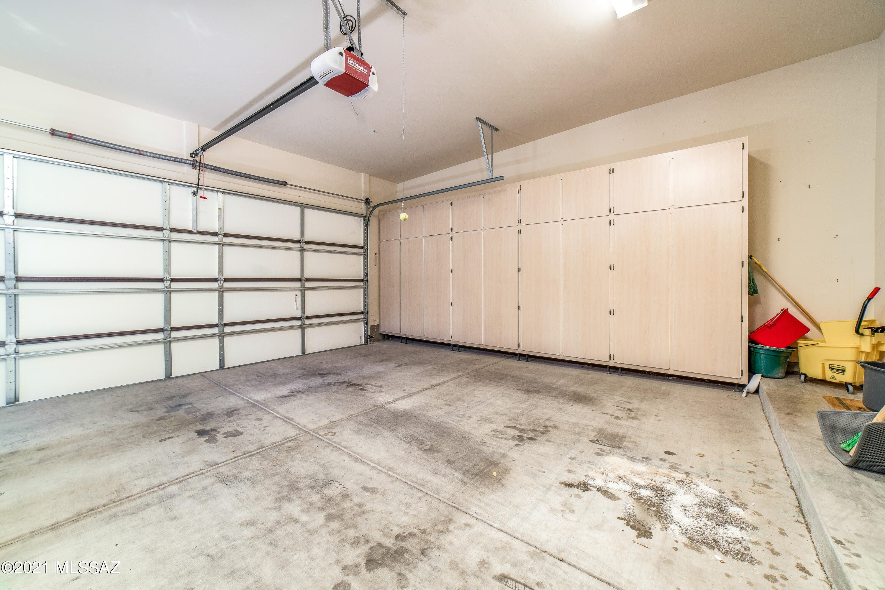 13932 N Running Brook Lane