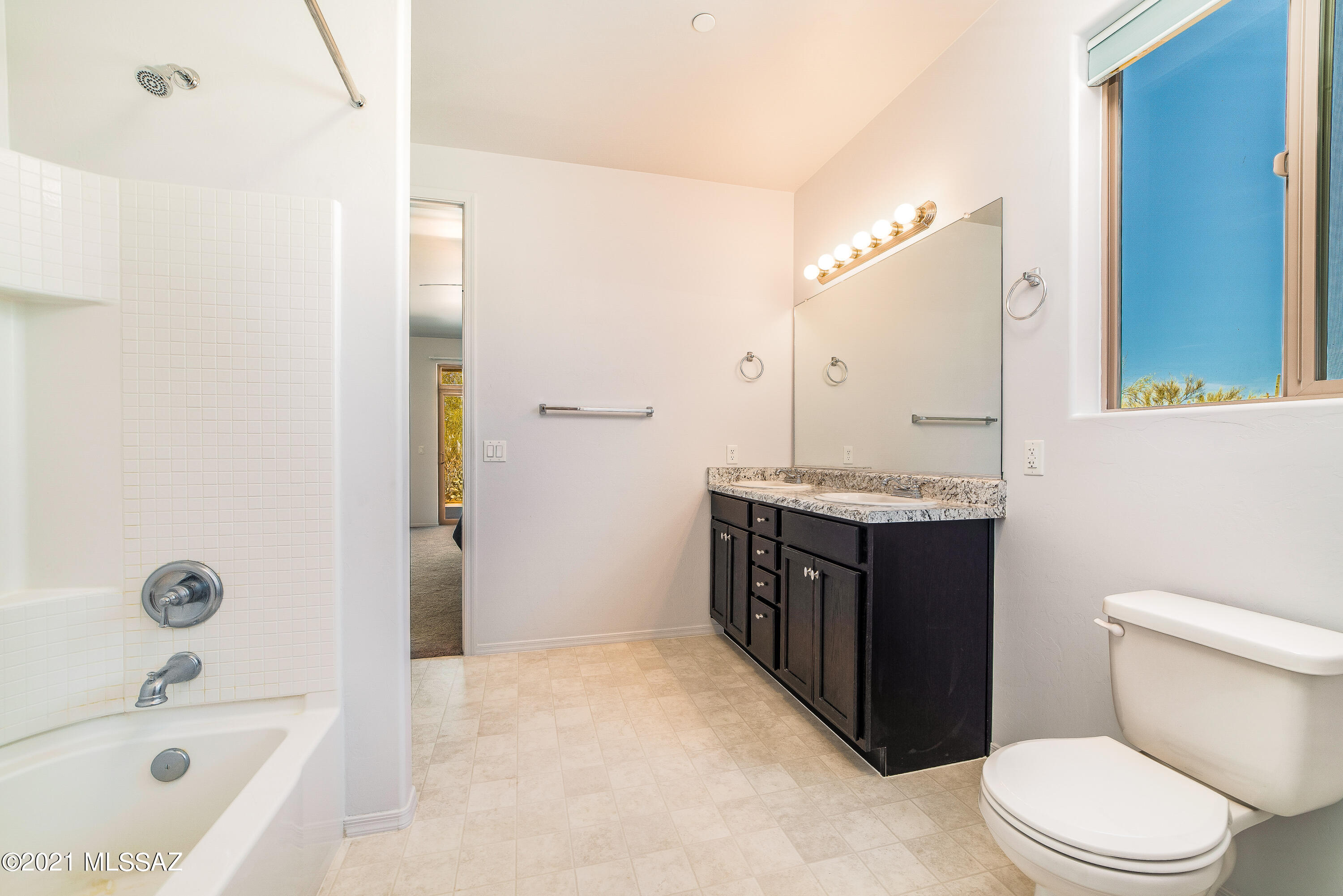 5861 N Desert View Drive