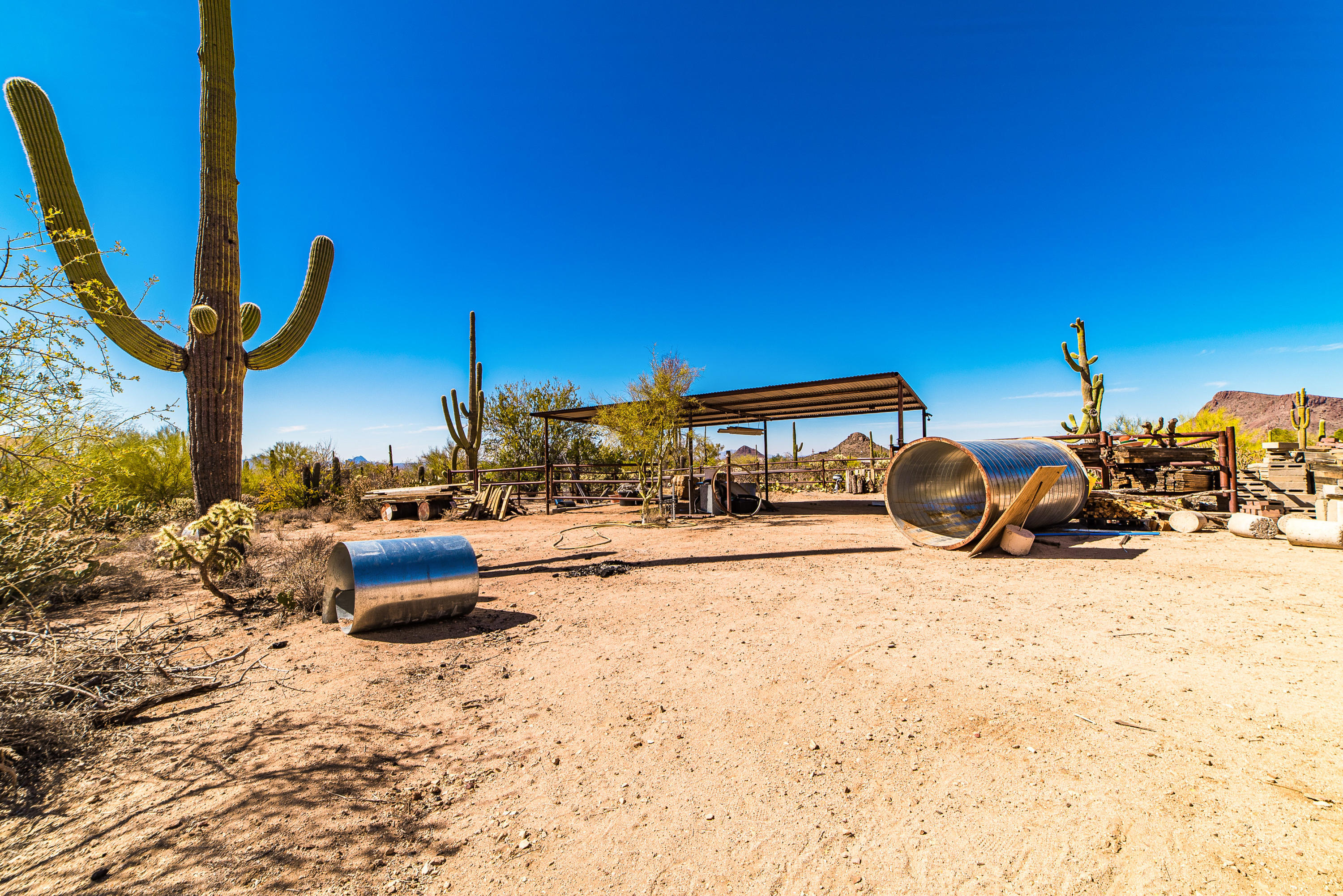 5861 N Desert View Drive