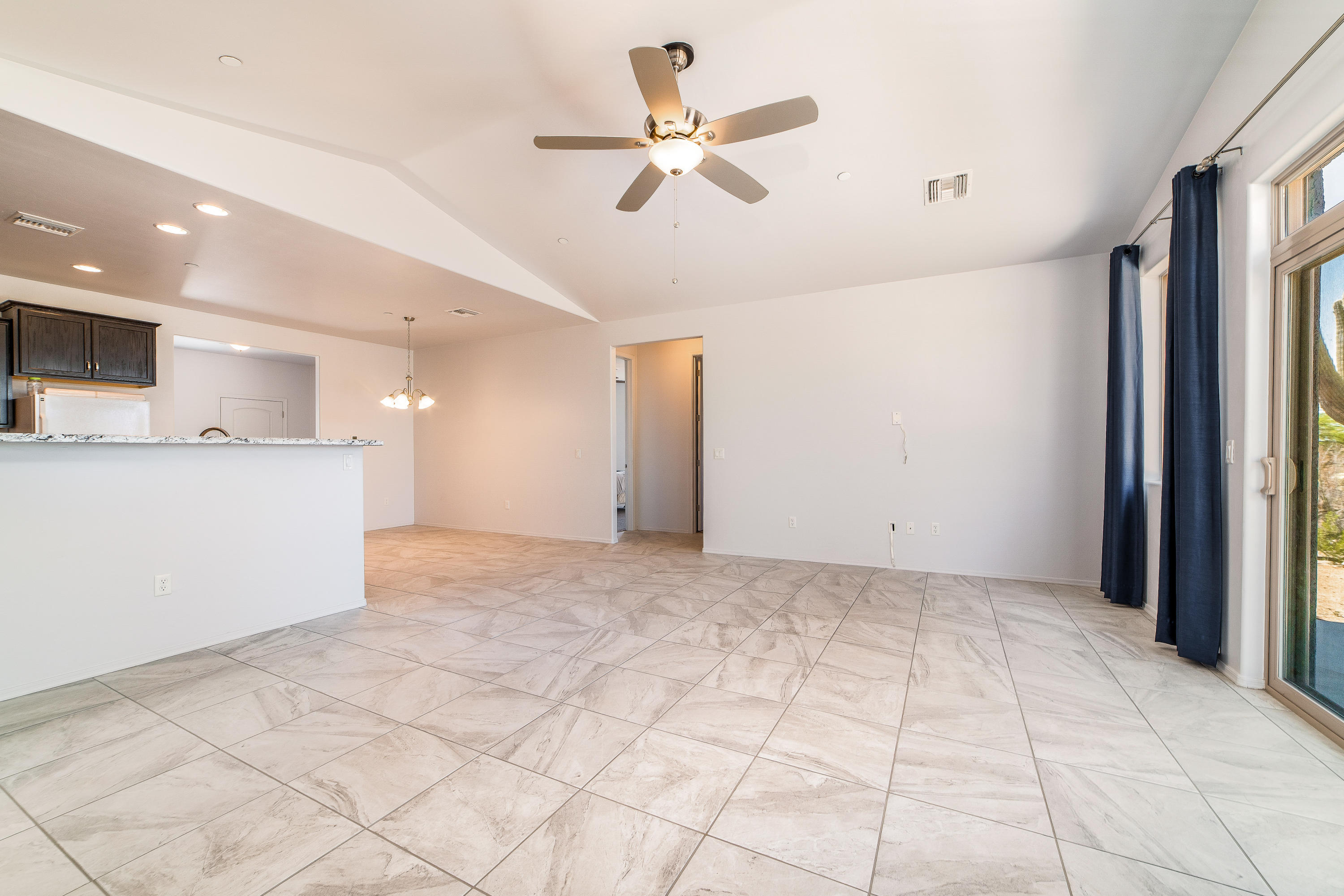 5861 N Desert View Drive