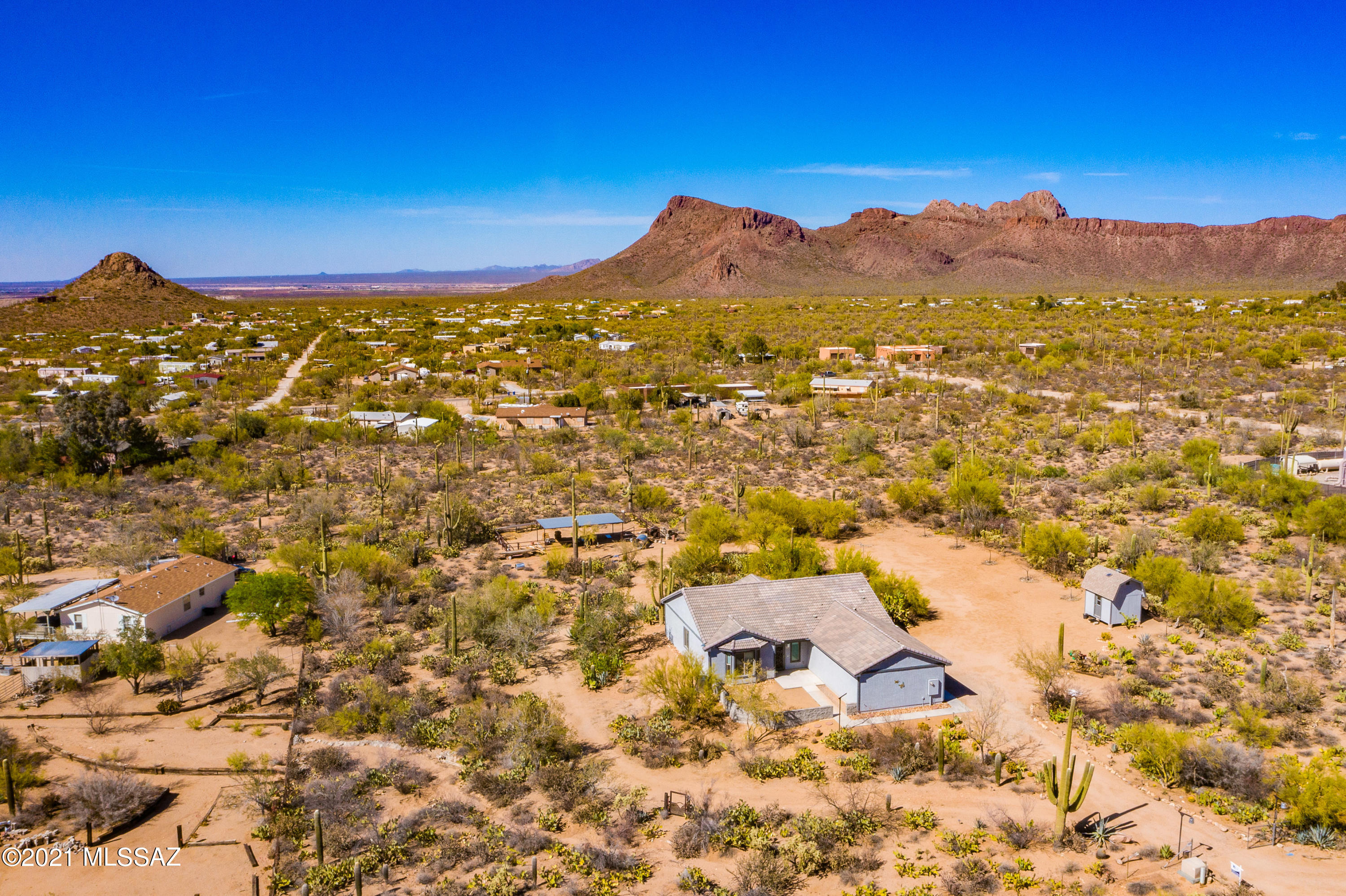 5861 N Desert View Drive