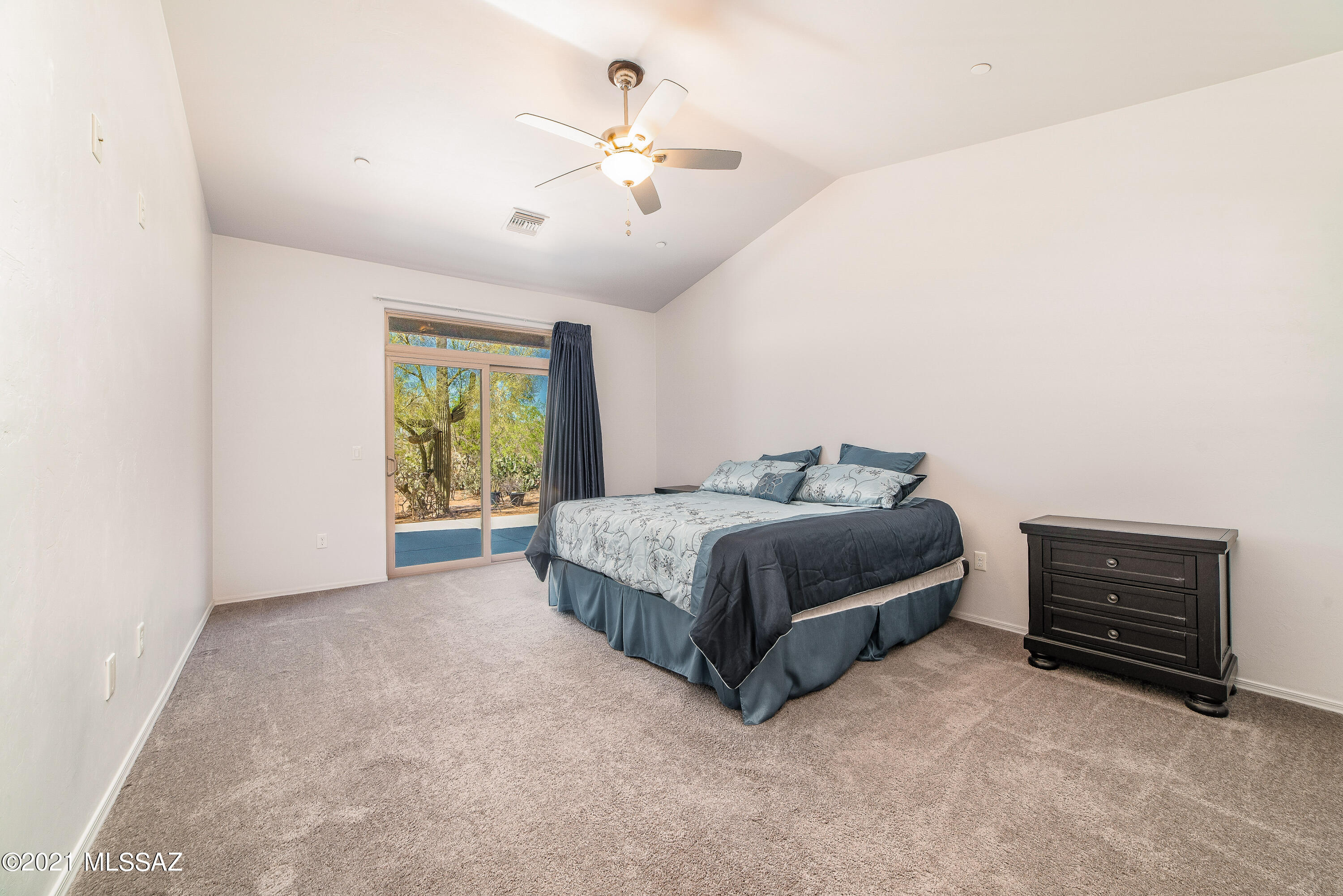 5861 N Desert View Drive