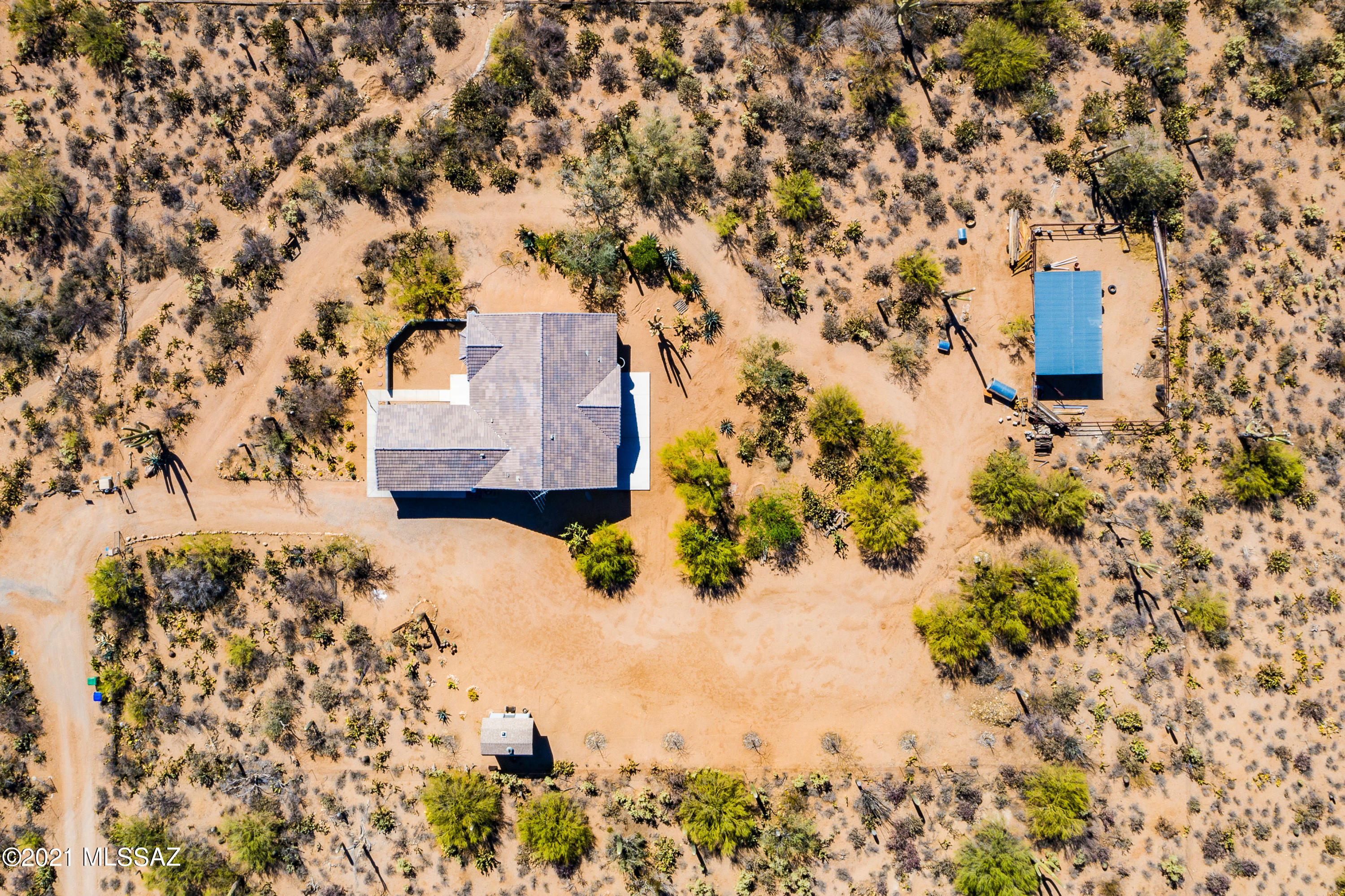 5861 N Desert View Drive