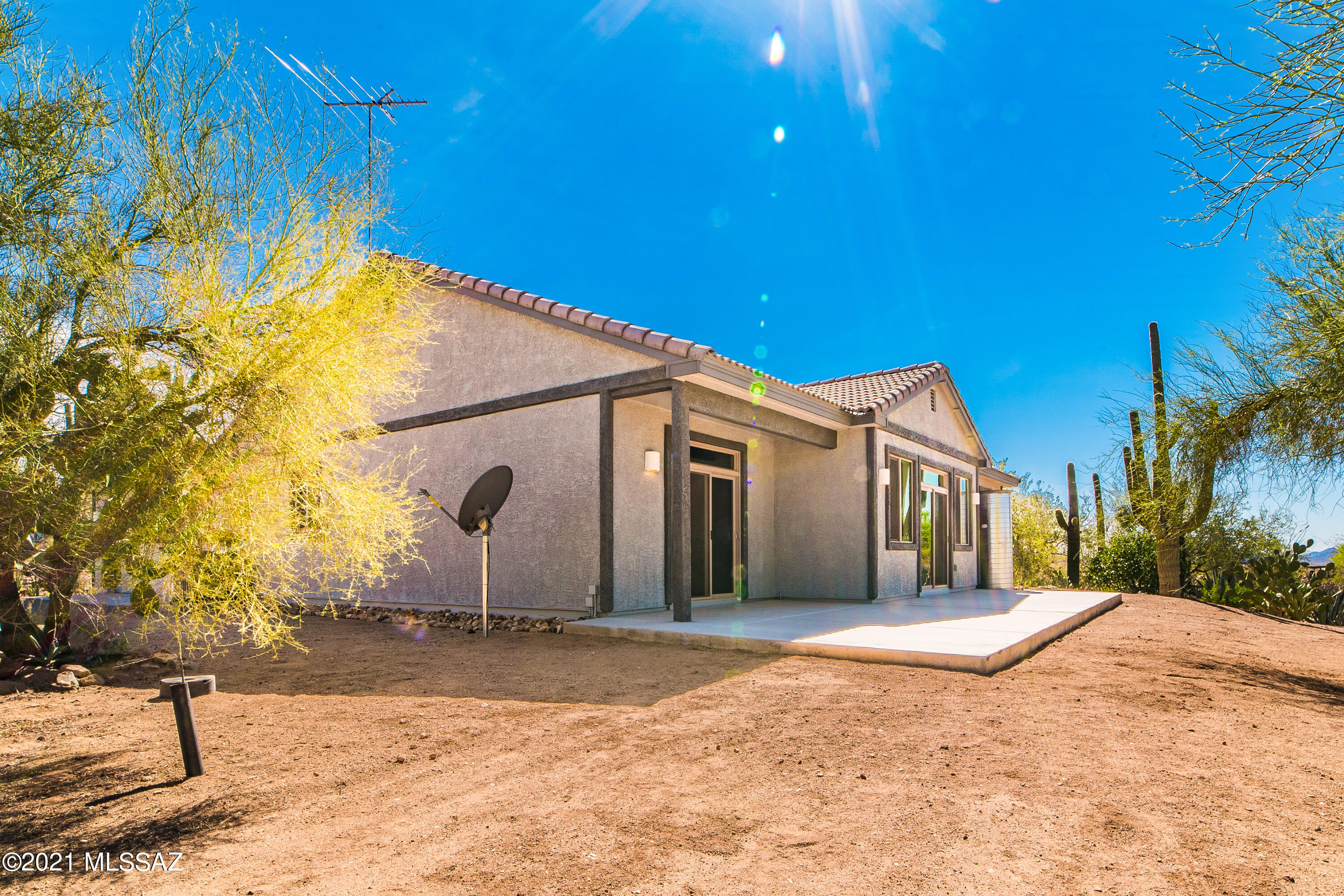 5861 N Desert View Drive