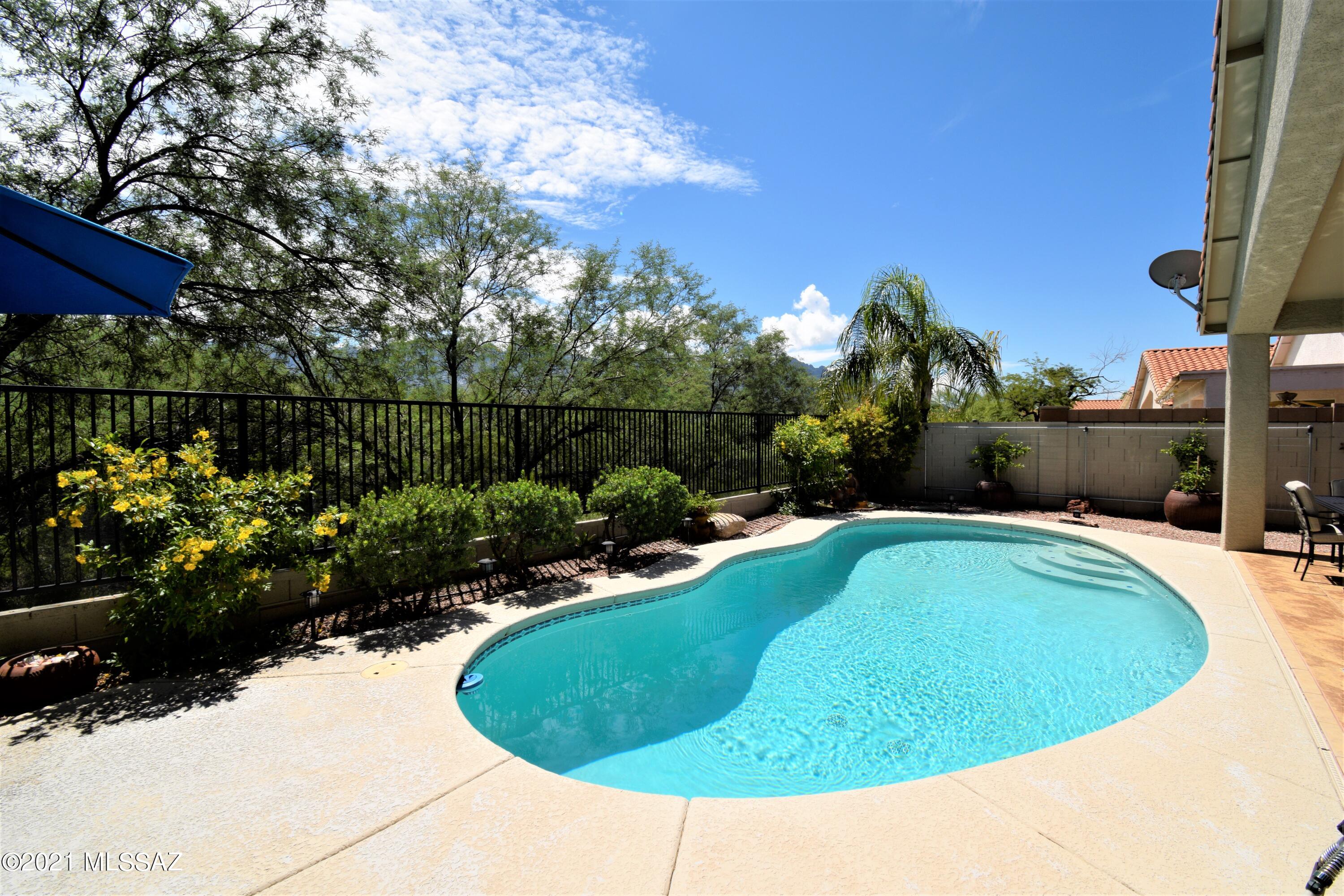 12212 N New Dawn Avenue