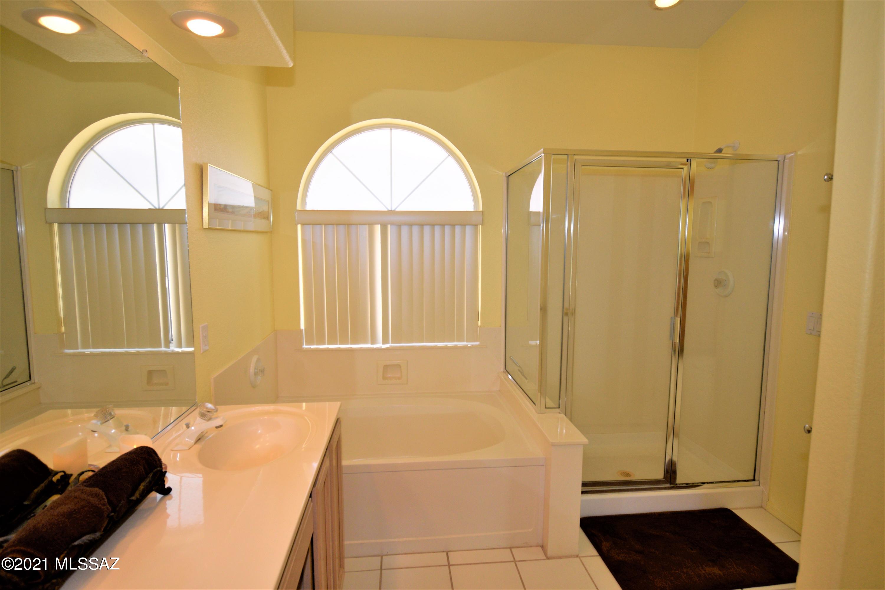 12212 N New Dawn Avenue