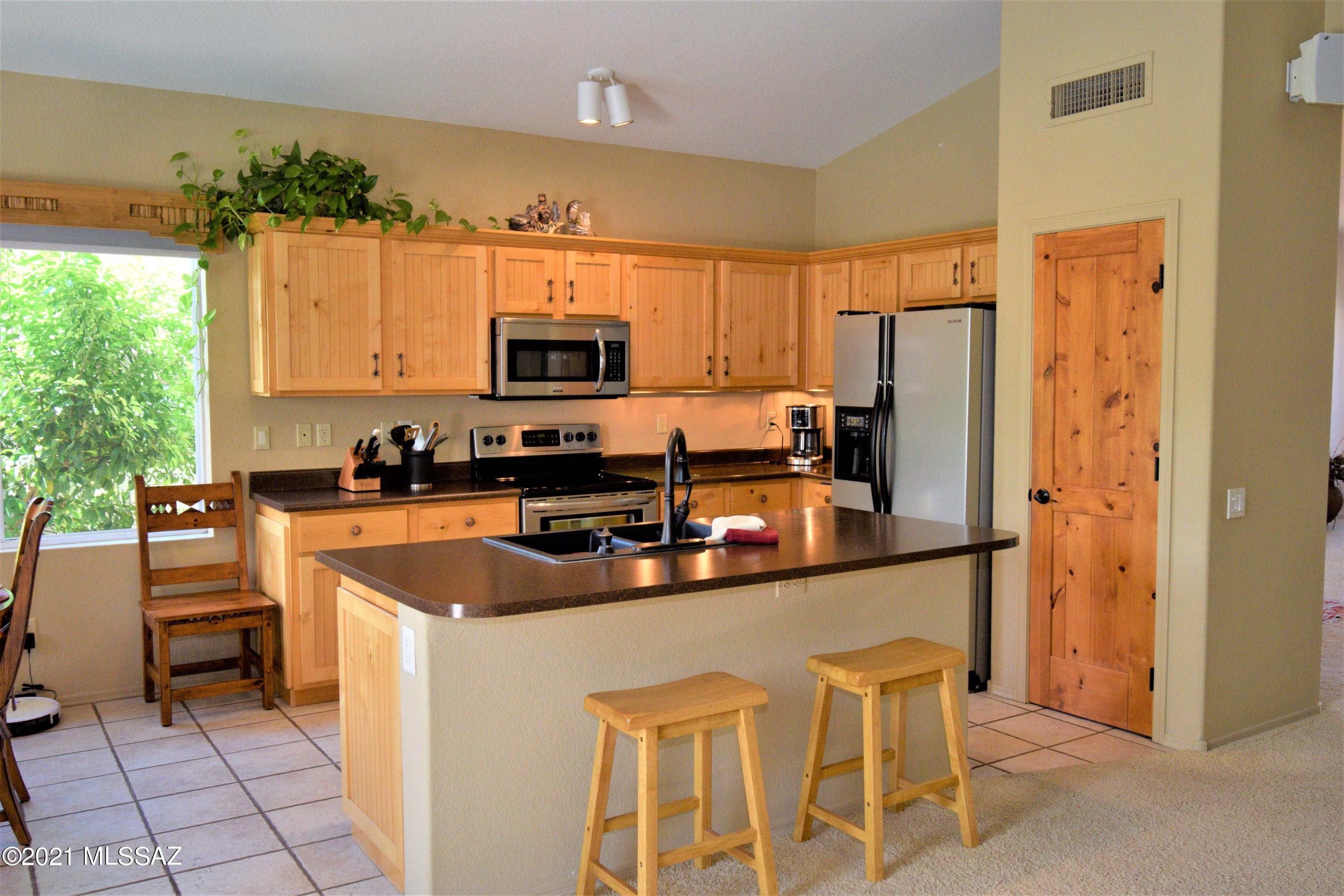 12212 N New Dawn Avenue