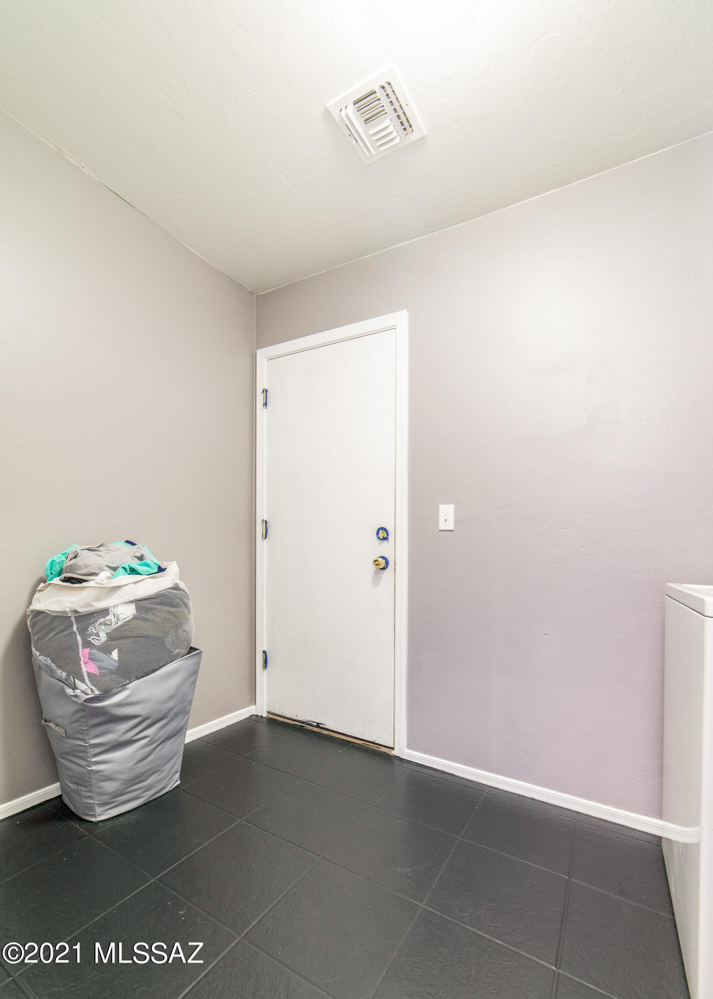 7190 S Oakbank Drive