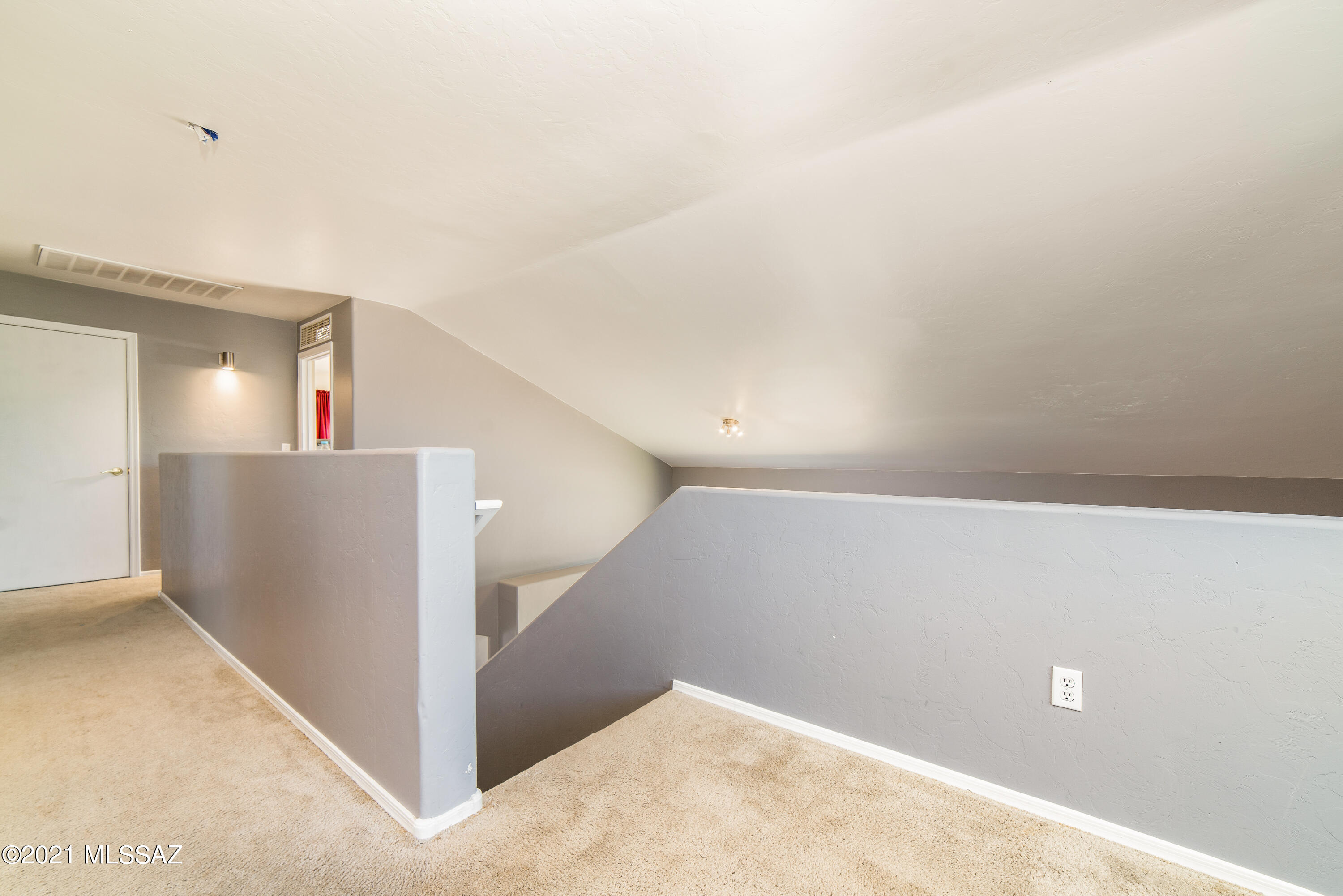 7190 S Oakbank Drive