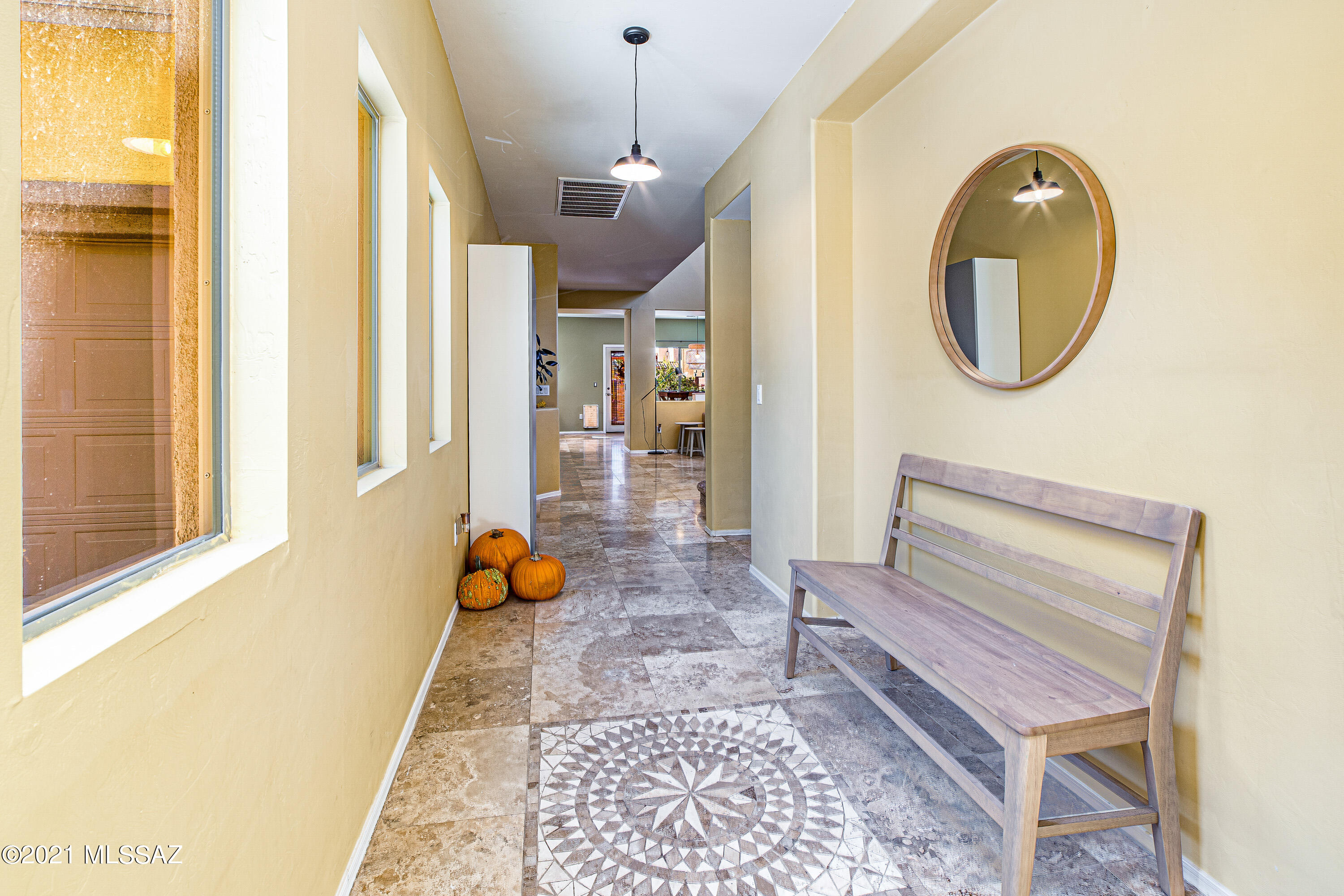 12821 N Fox Hollow Drive