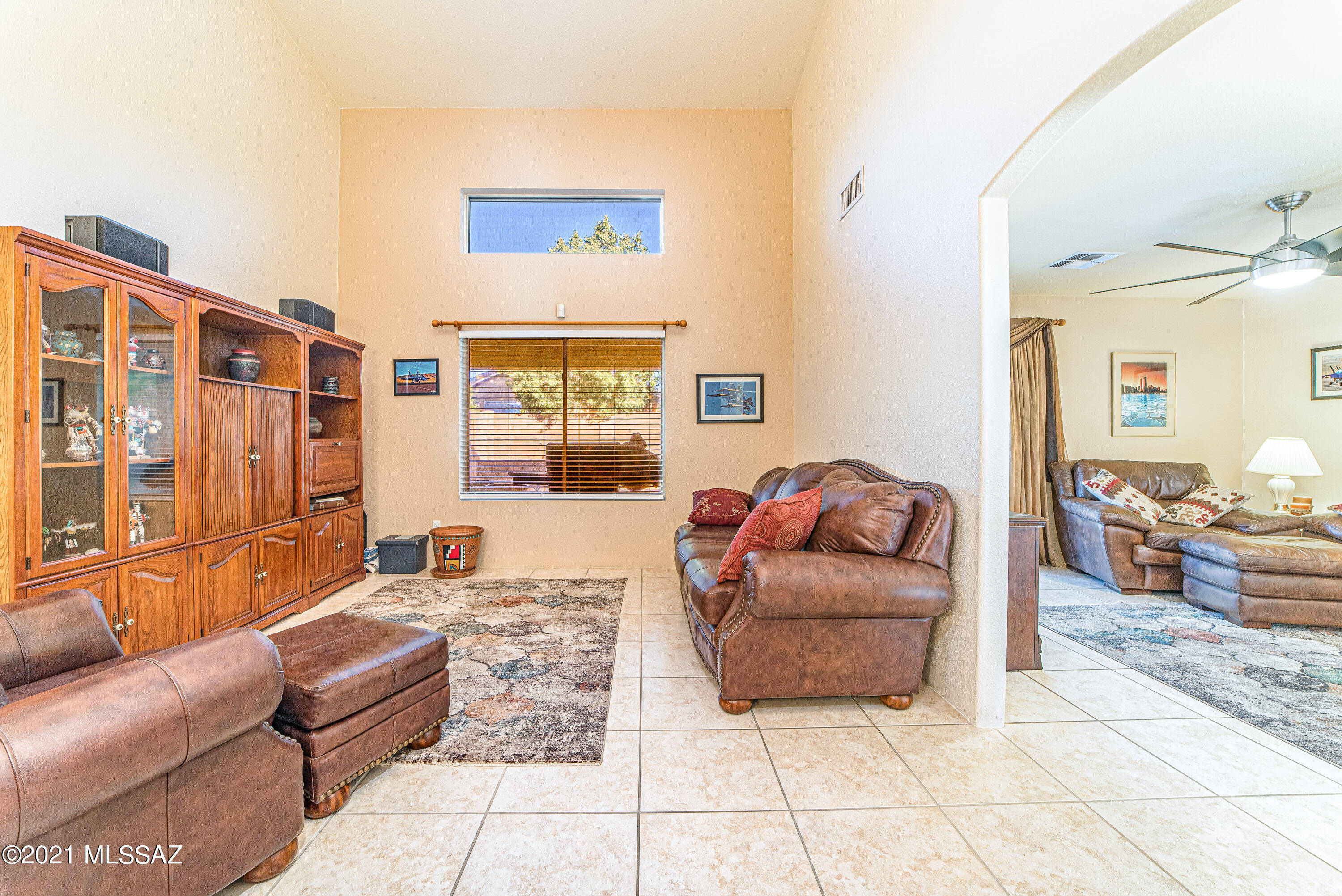 2632 W Mountain Heights Court