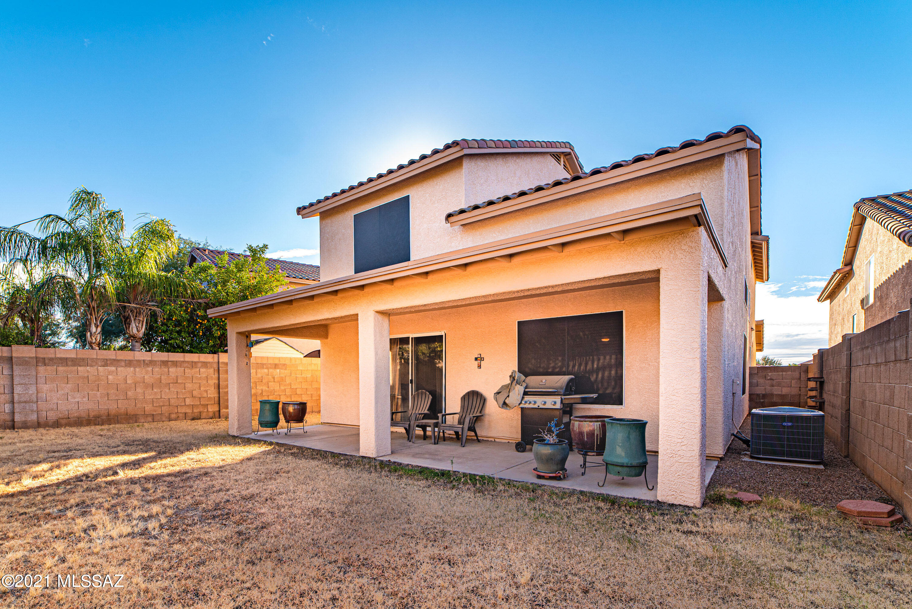 2632 W Mountain Heights Court