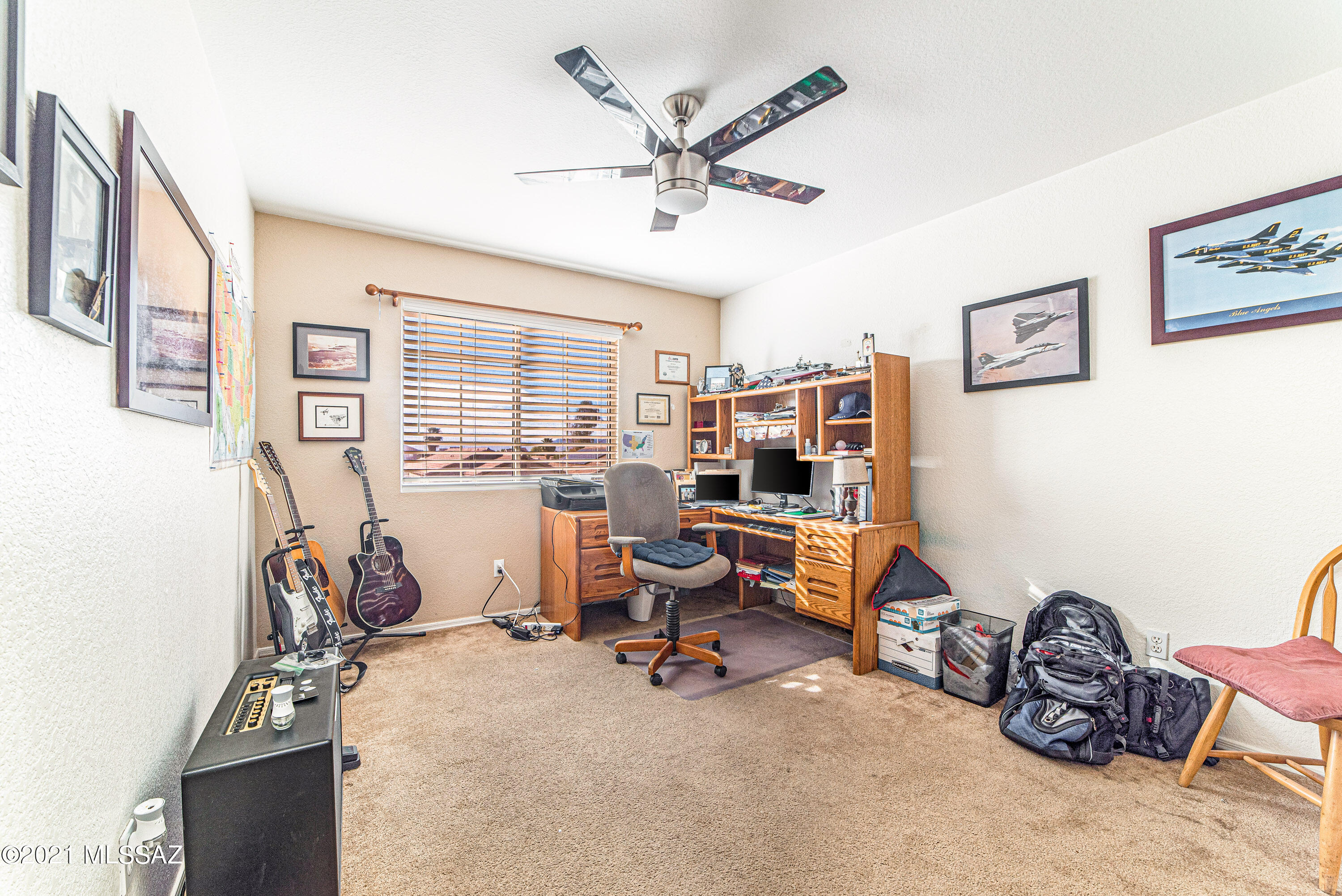 2632 W Mountain Heights Court