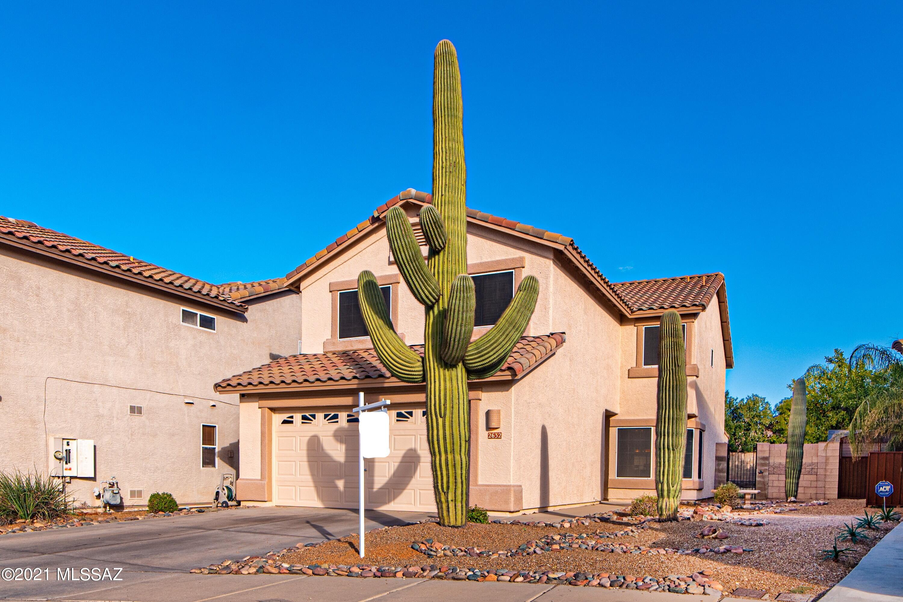 2632 W Mountain Heights Court