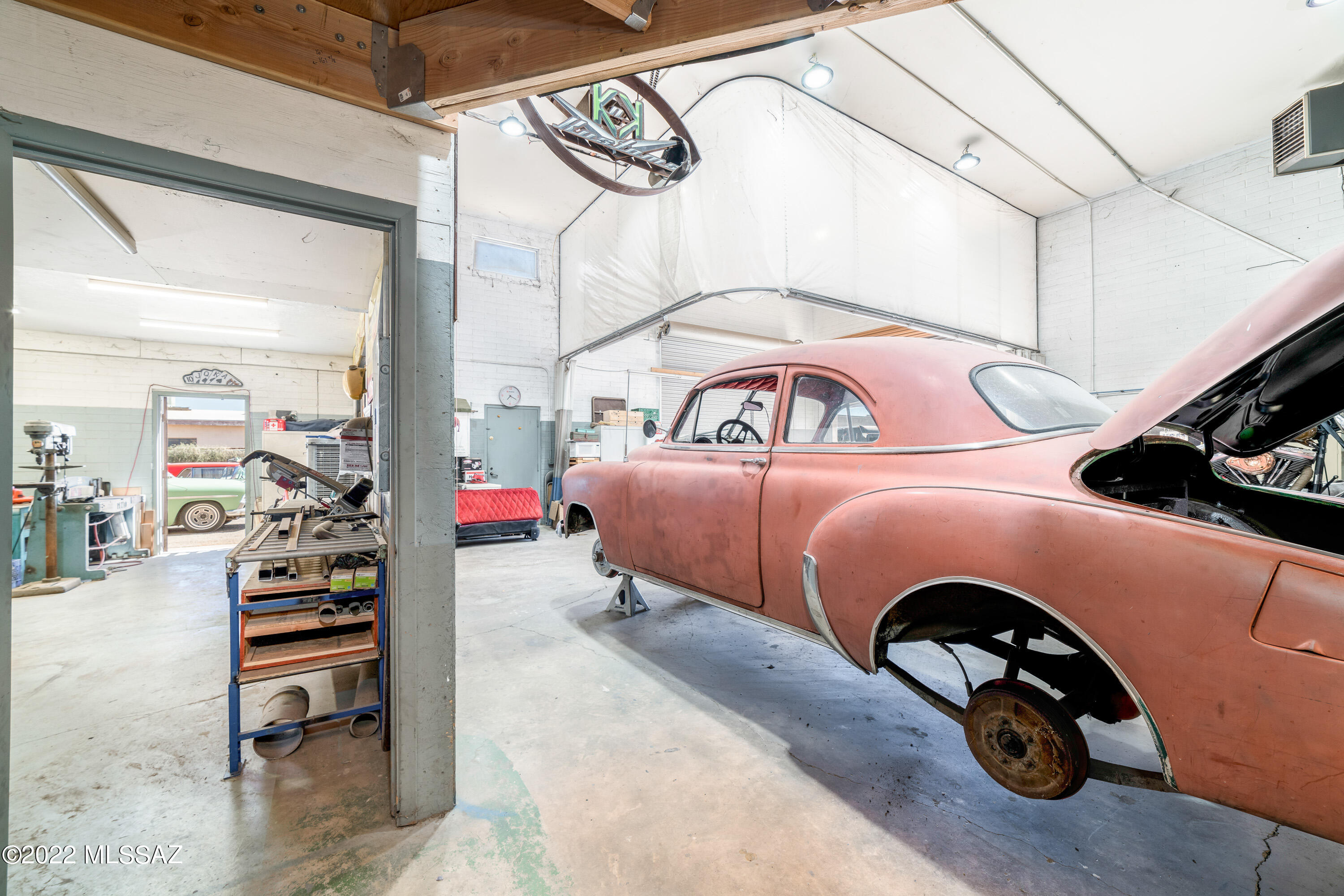 3156 E President Street