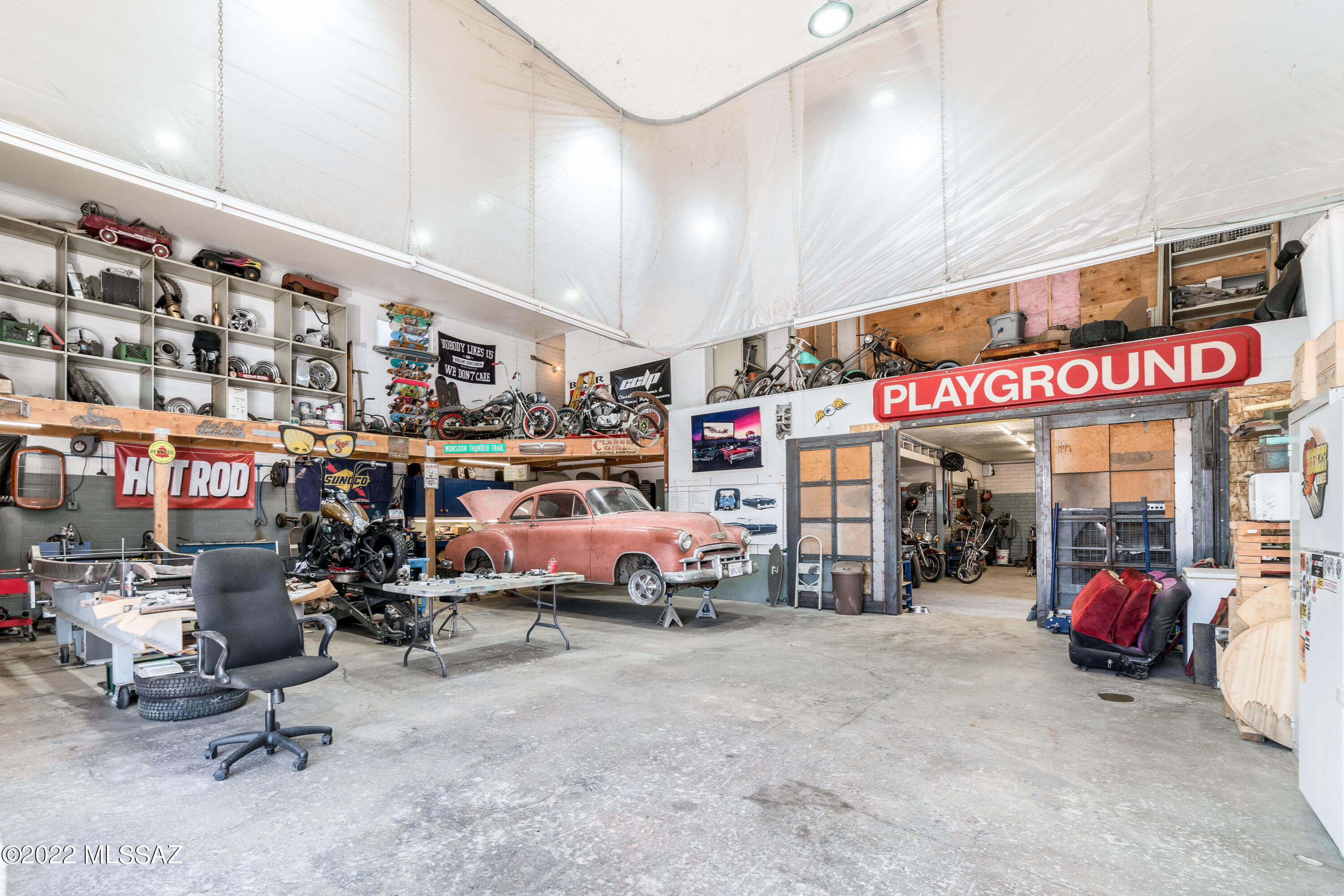 3156 E President Street