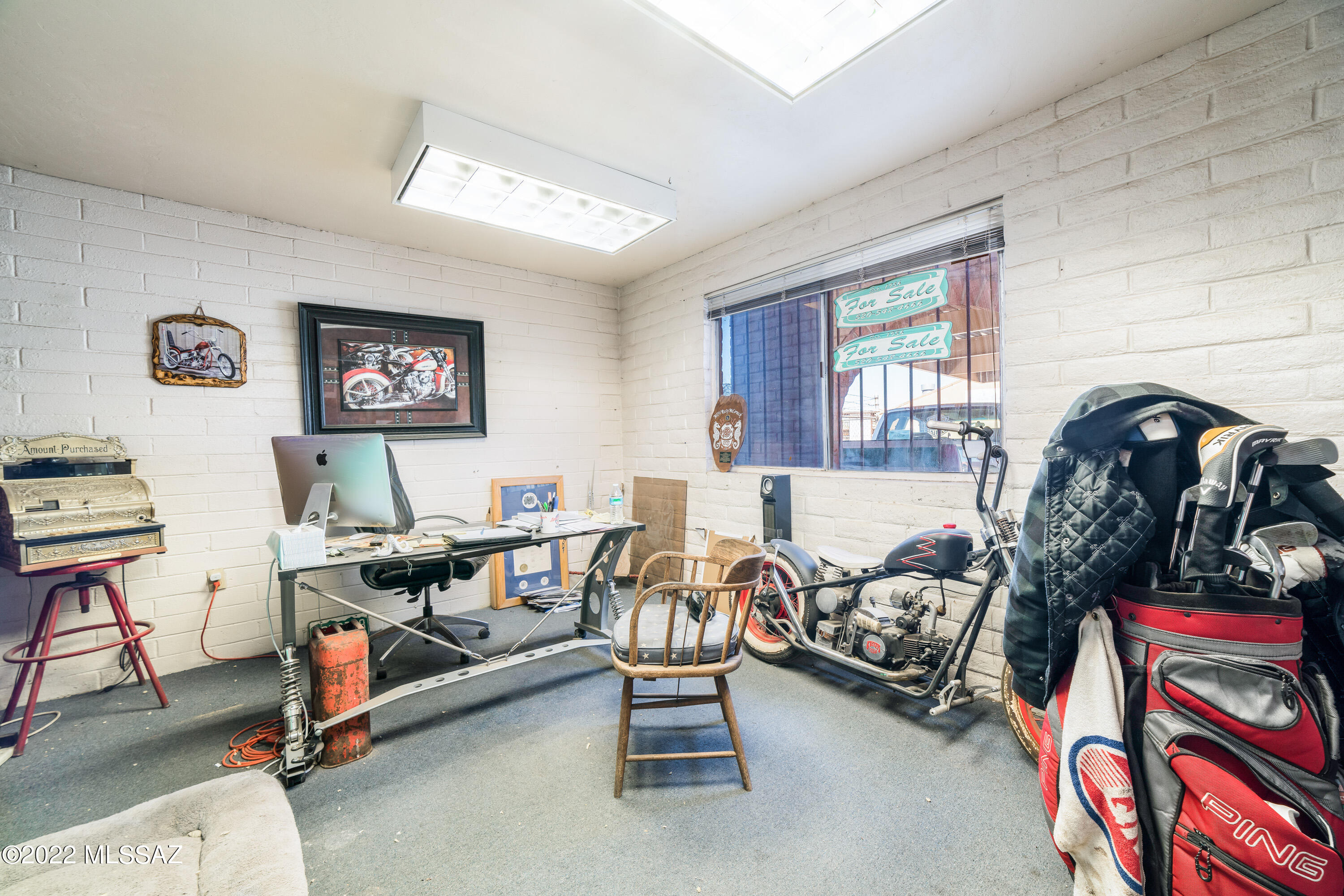 3156 E President Street