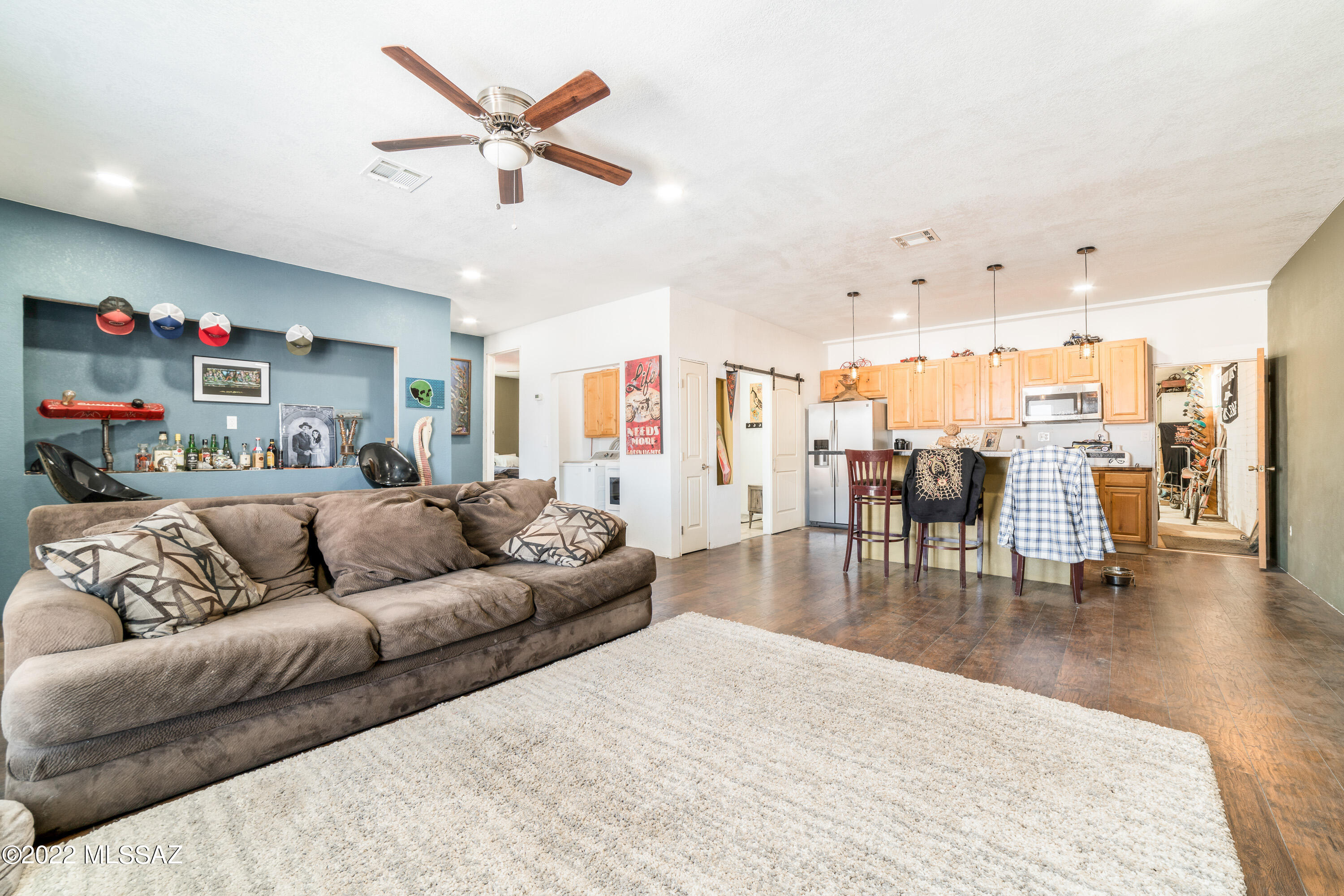 3156 E President Street