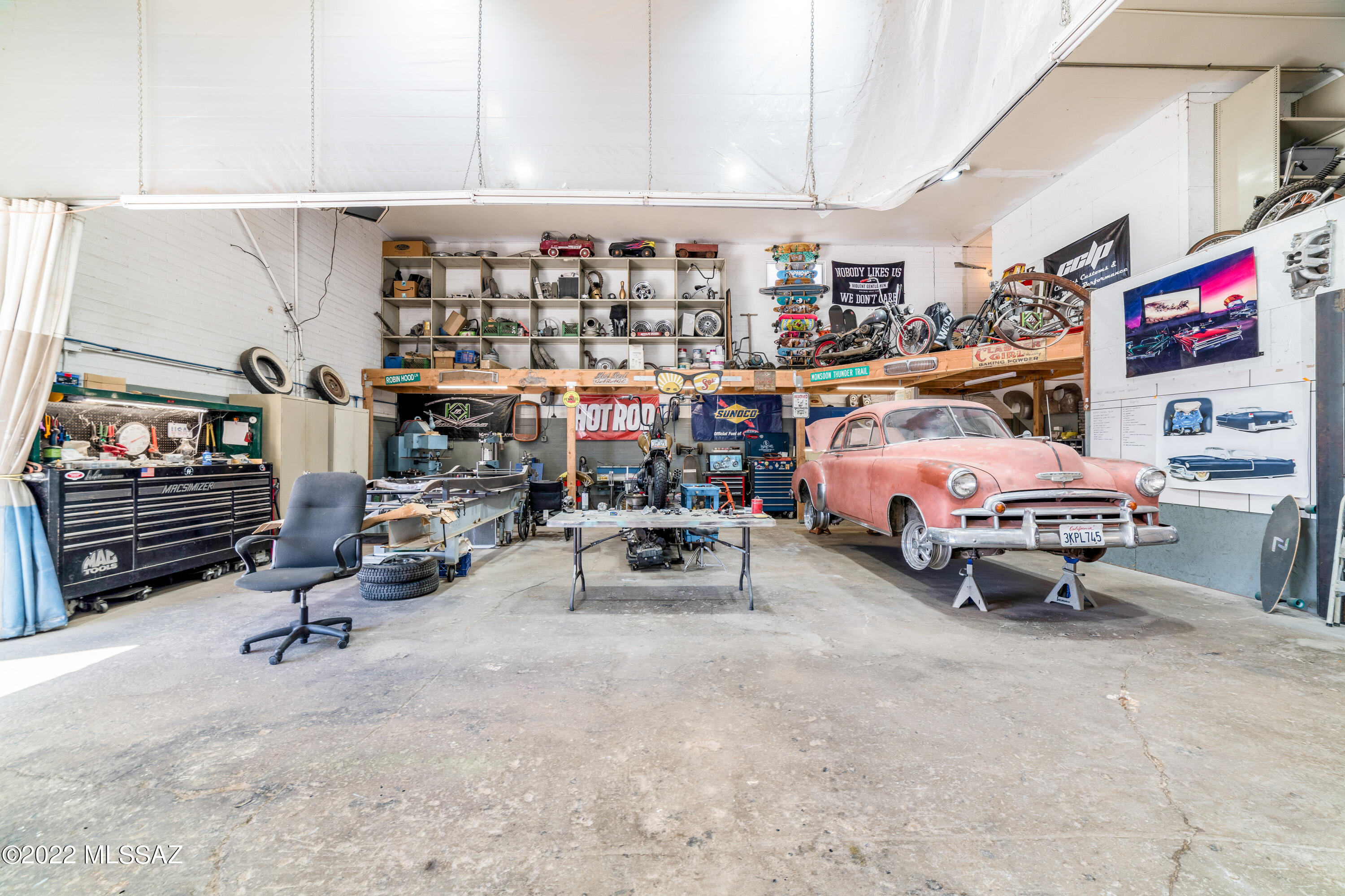 3156 E President Street