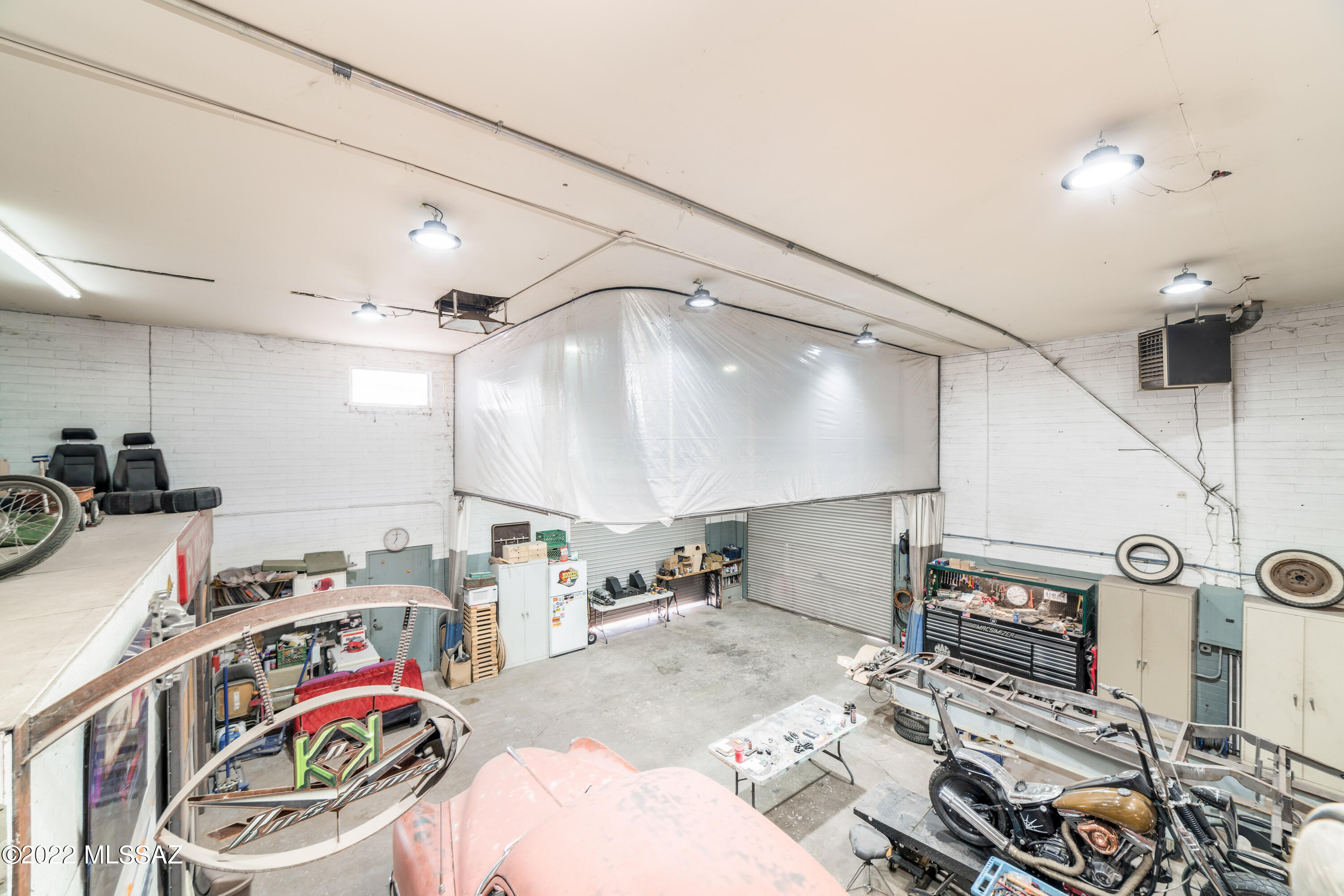 3156 E President Street