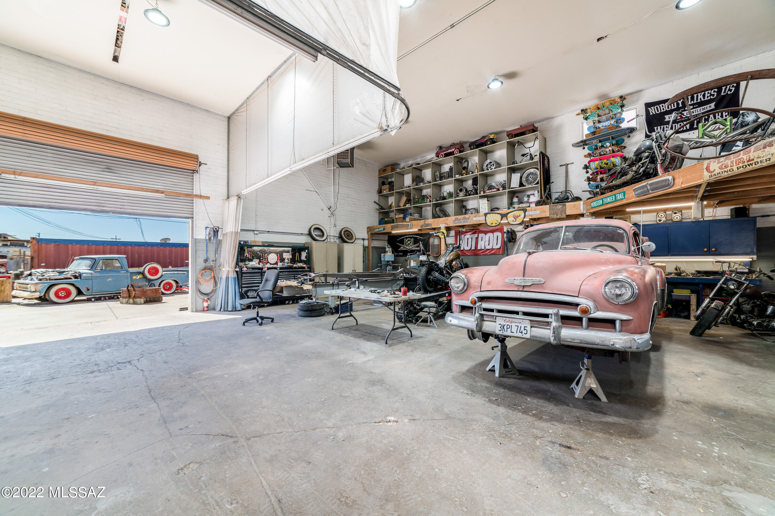 3156 E President Street