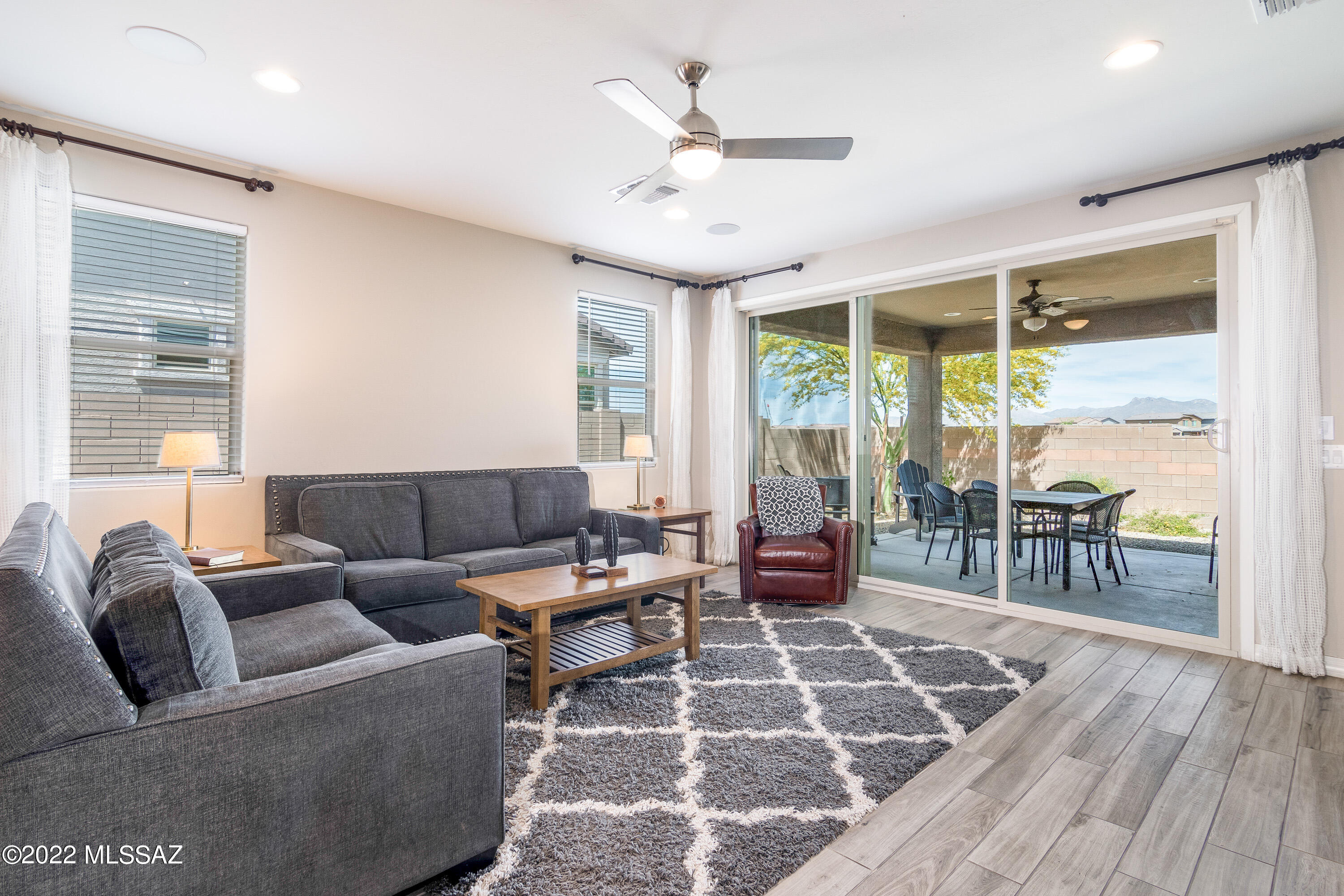 12160 N Goldenview Lane