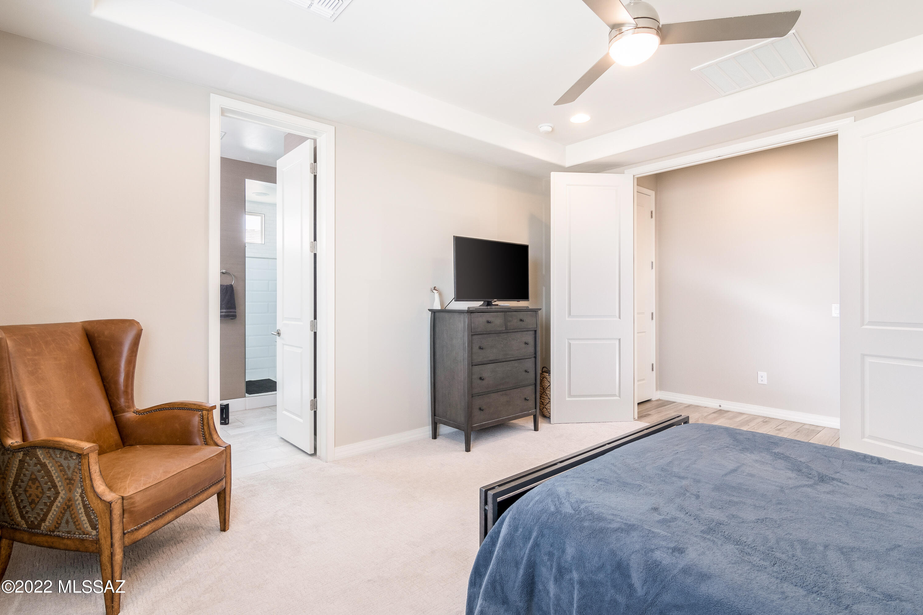 12160 N Goldenview Lane