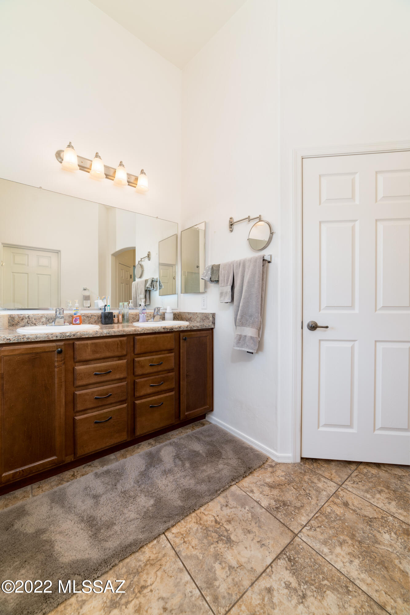 5045 W Willow Wind Way