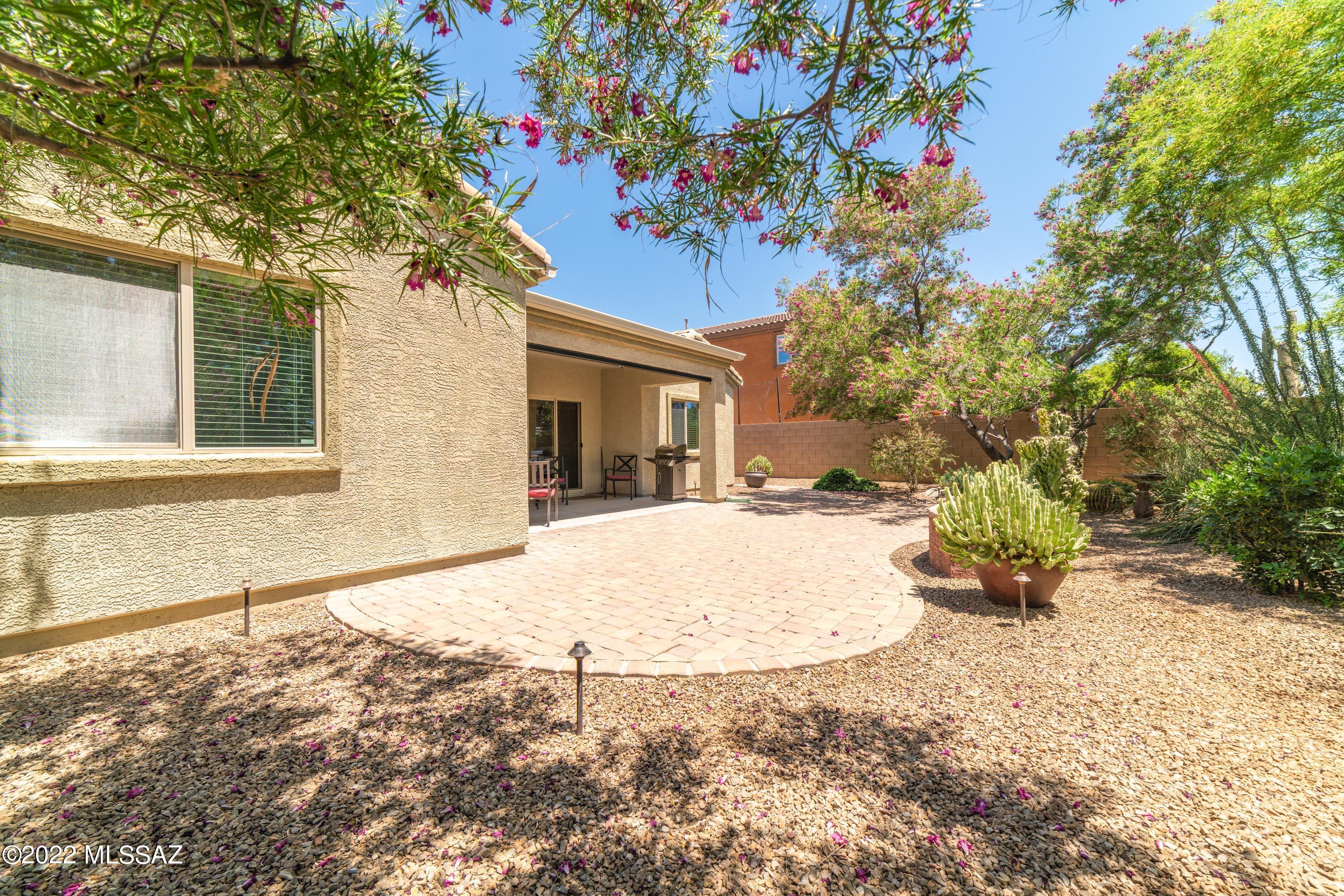 5045 W Willow Wind Way