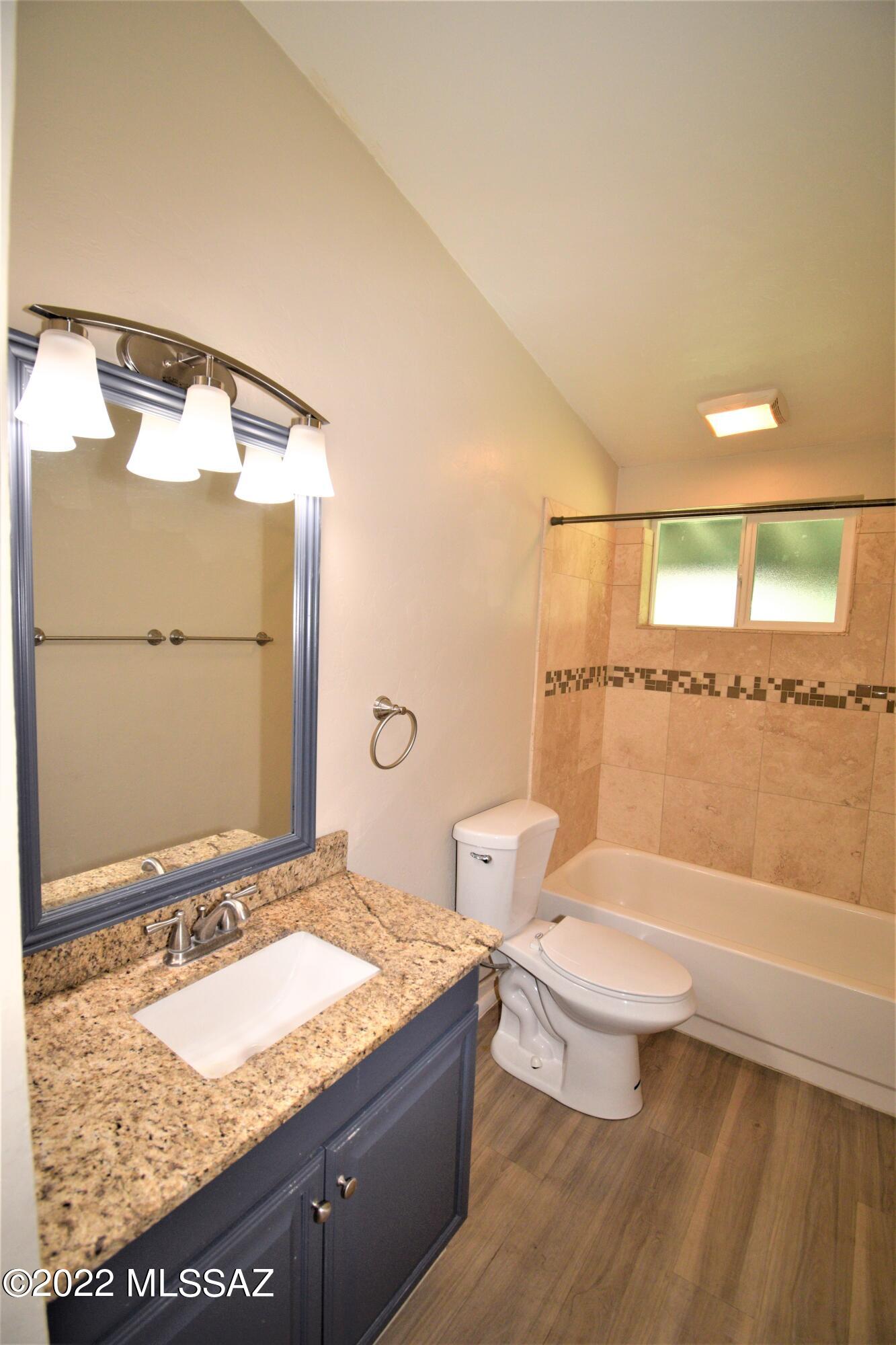 7422 N Stanton Place