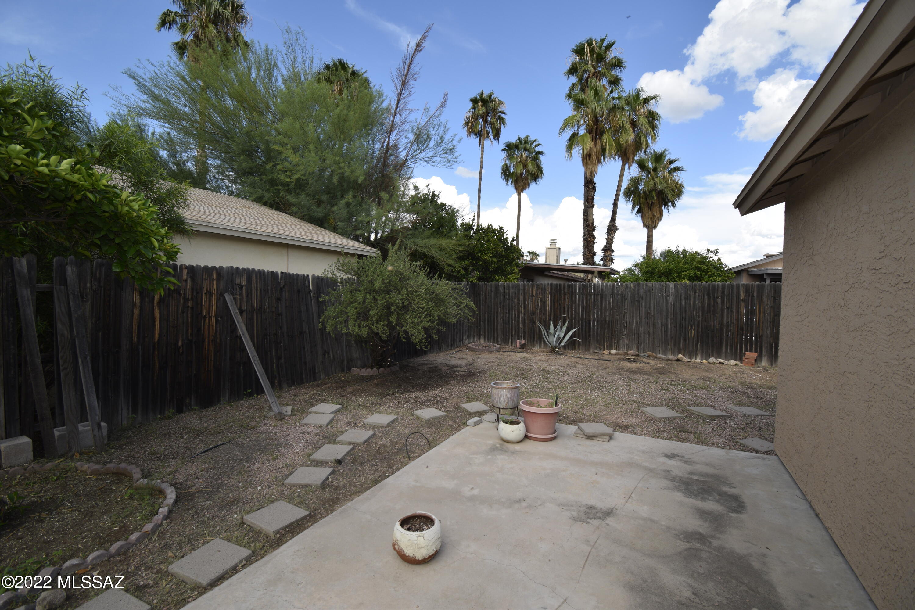 4650 N Brightside Drive