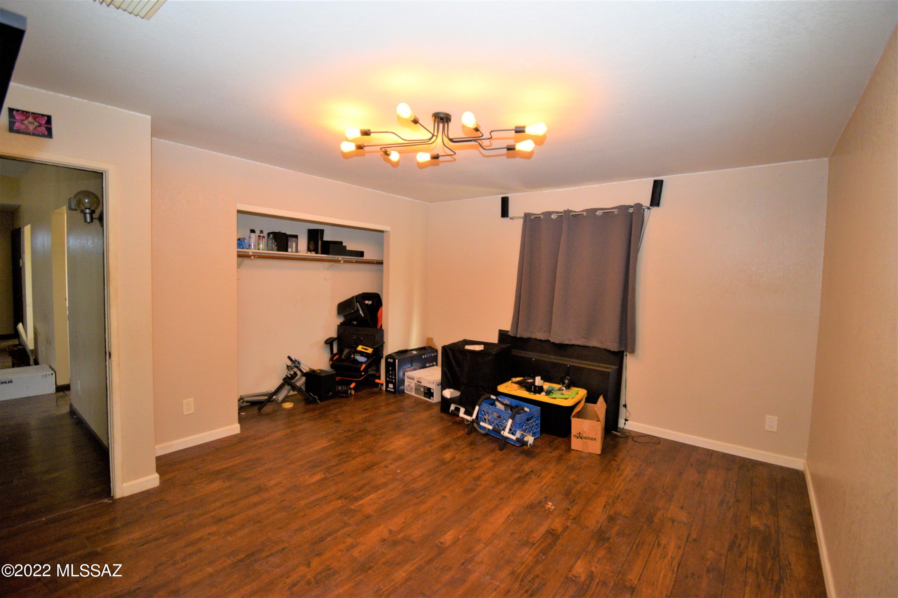 1040 N Solar Drive