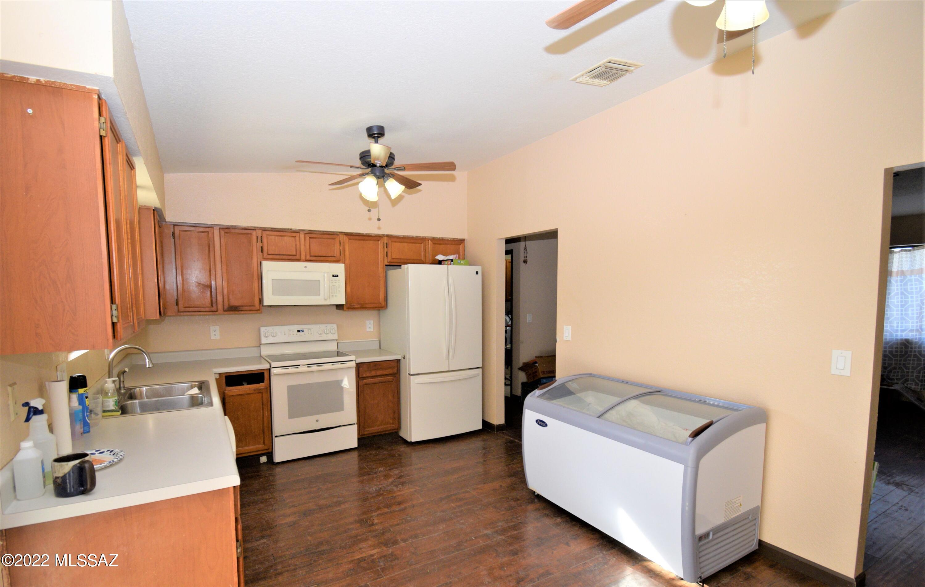 1040 N Solar Drive