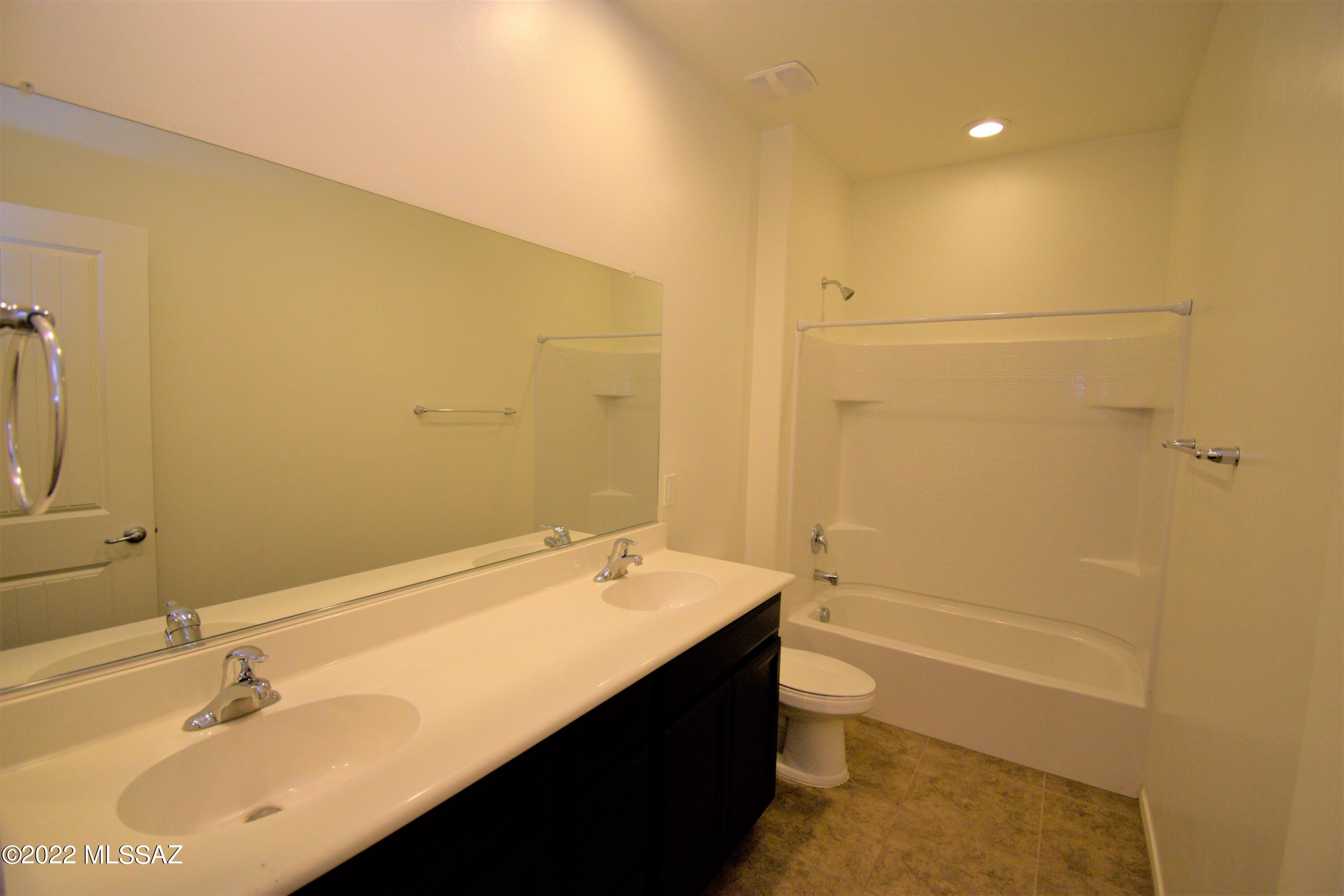 12468 N Sandby Green Drive