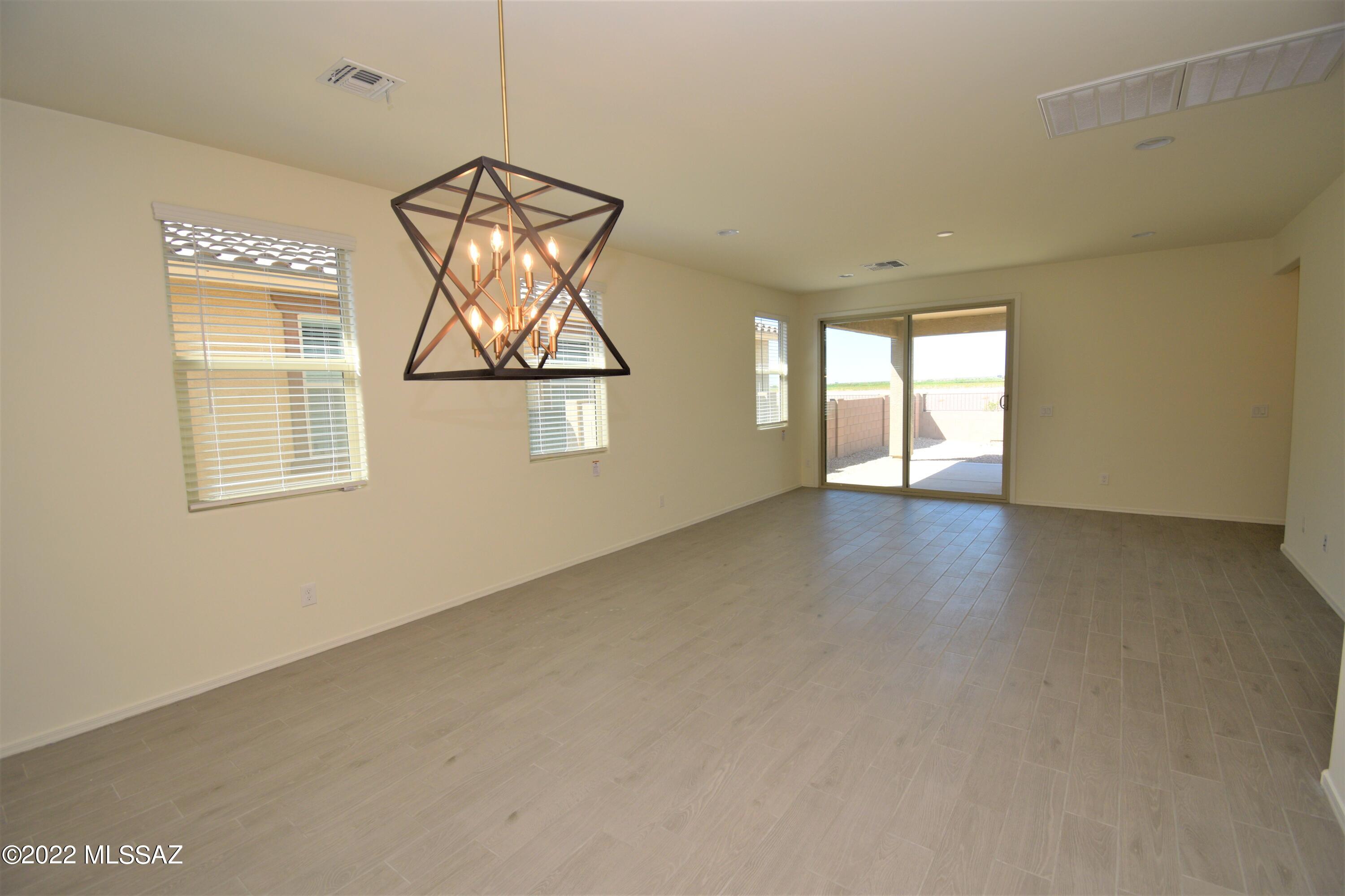 10736 W Embrey Drive