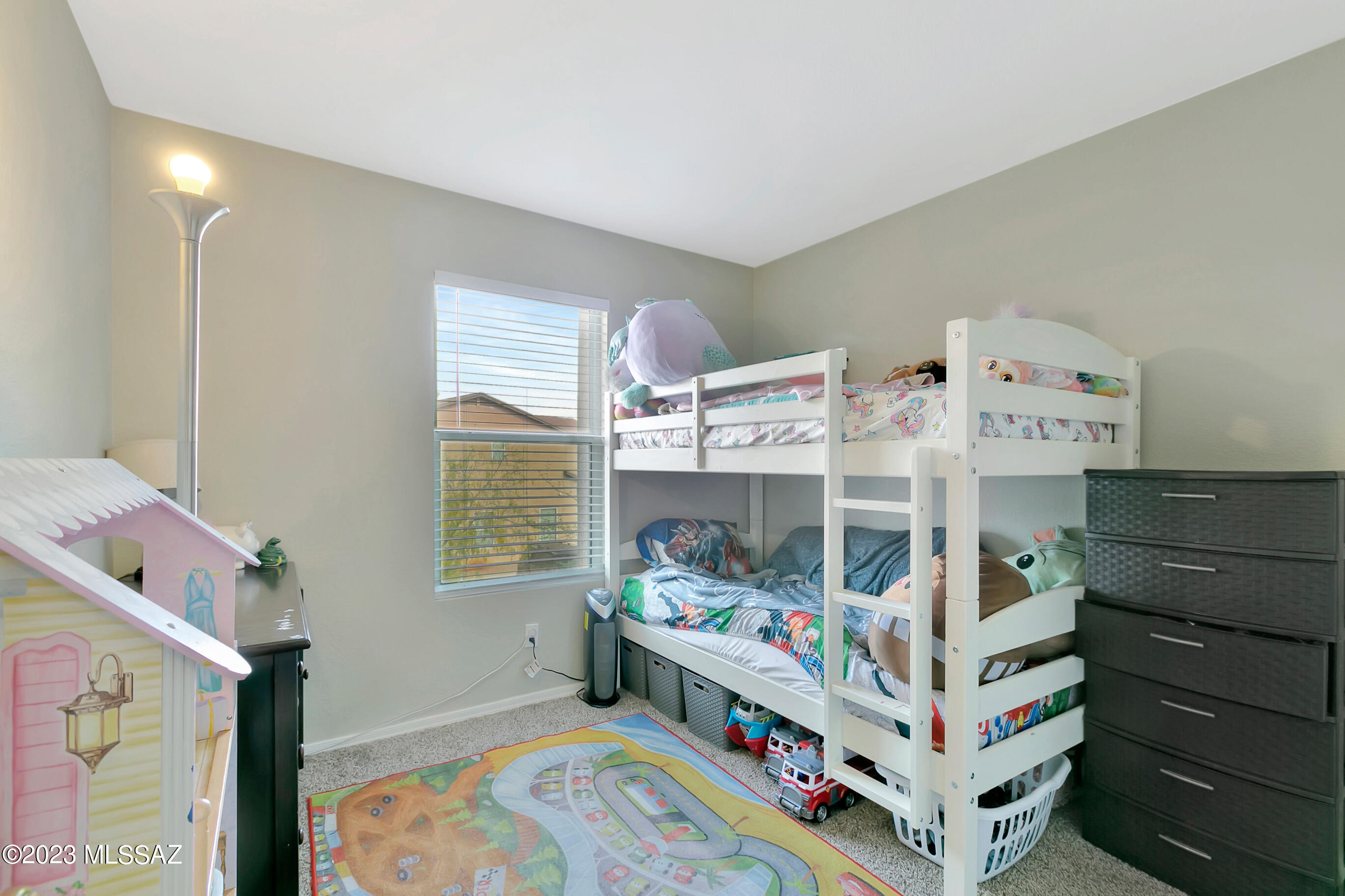 8461 N Placita De La Manzana