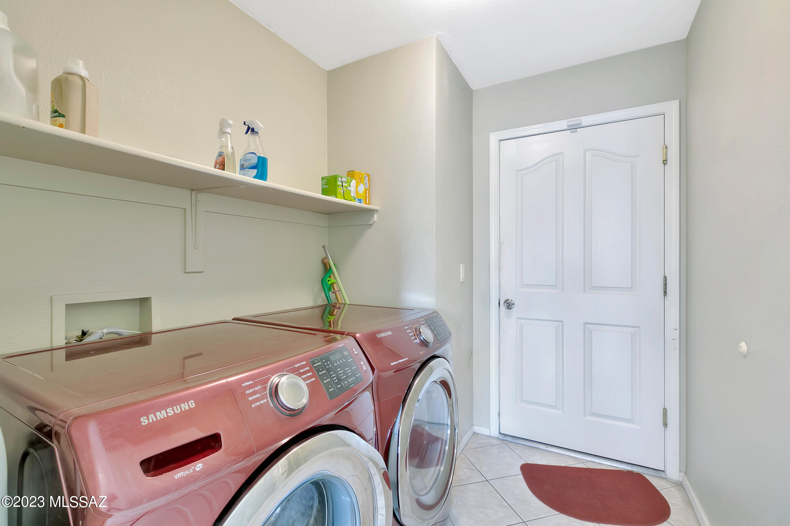 8461 N Placita De La Manzana