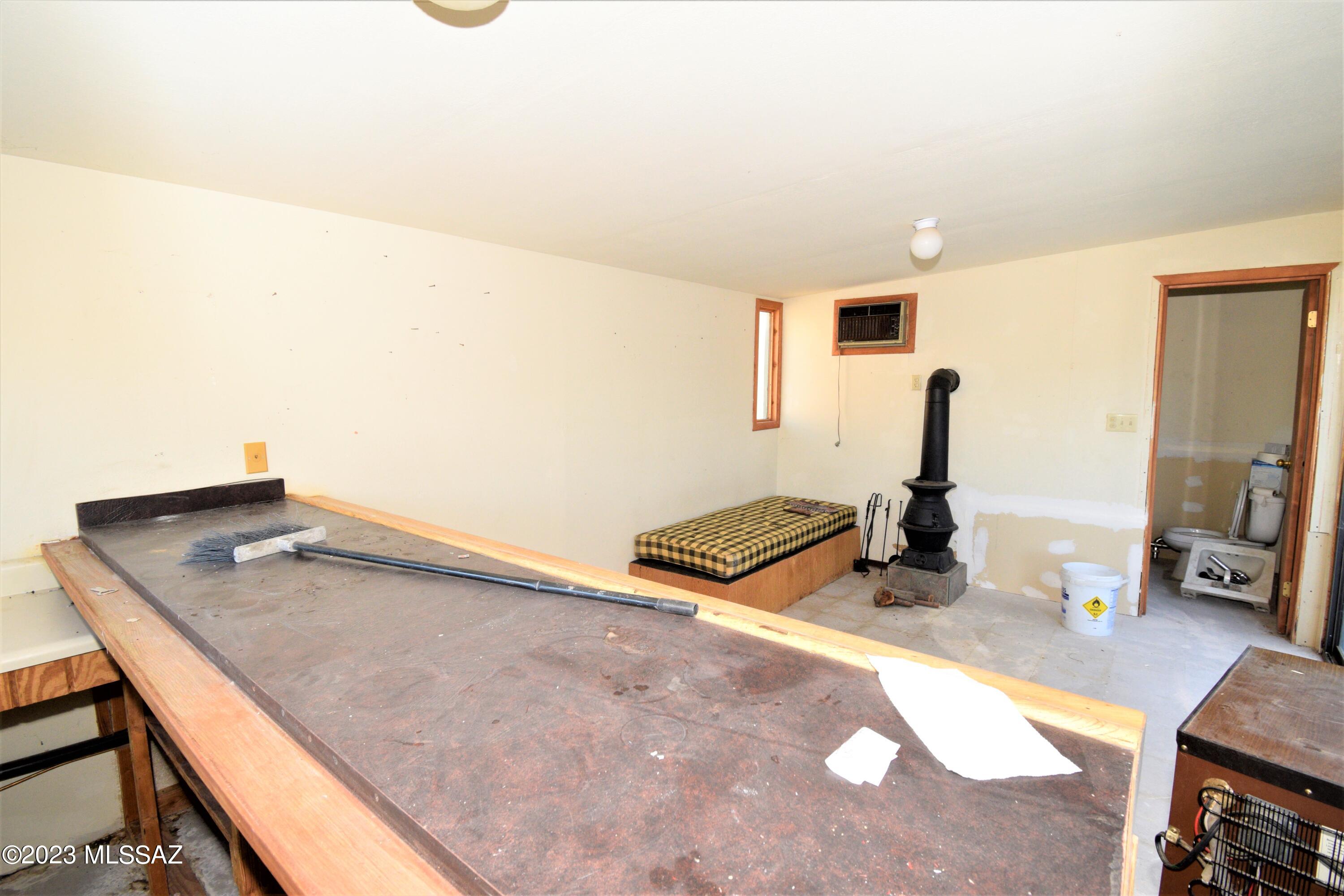 2465 N Tomahawk Trail