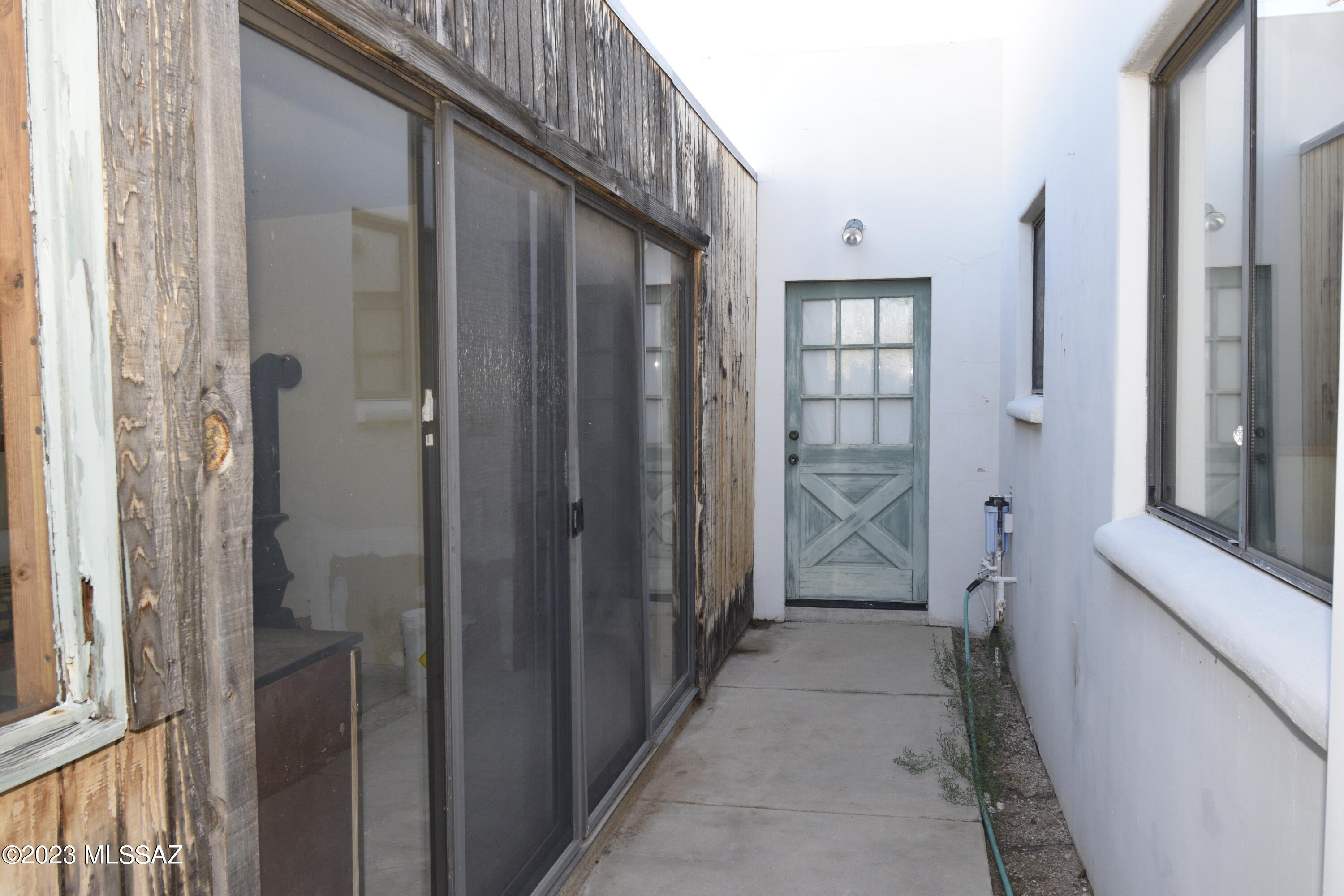 2465 N Tomahawk Trail