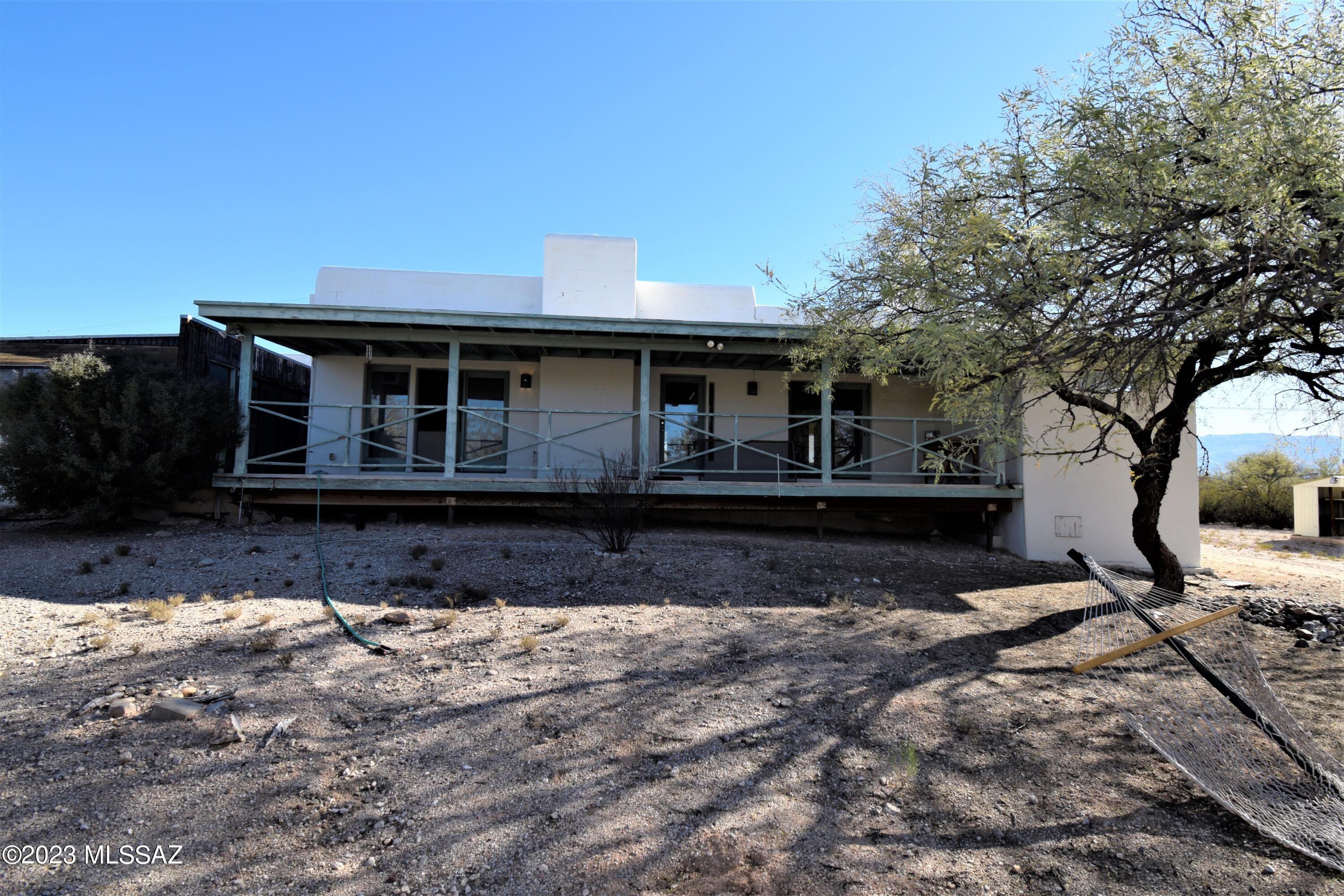 2465 N Tomahawk Trail