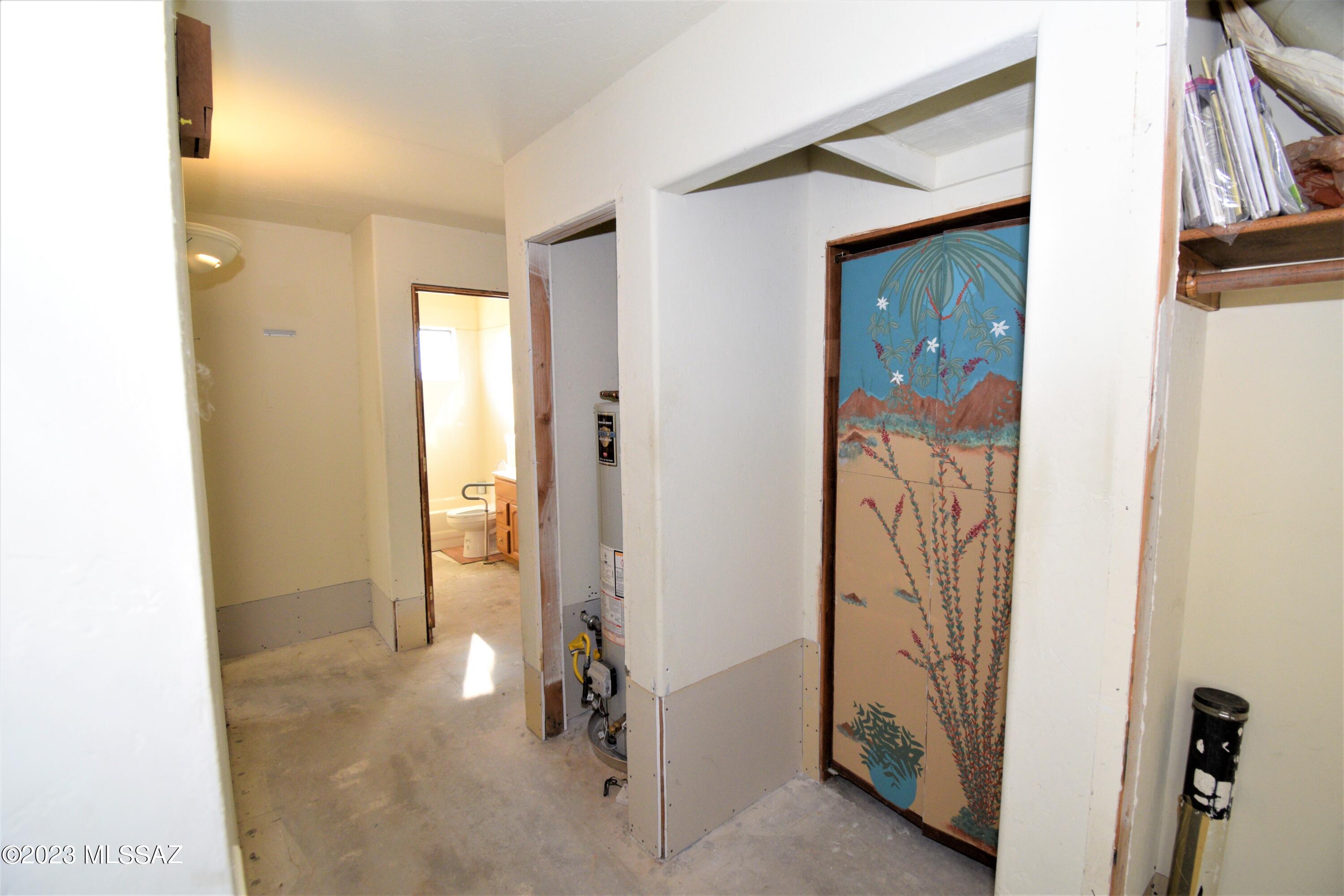 2465 N Tomahawk Trail