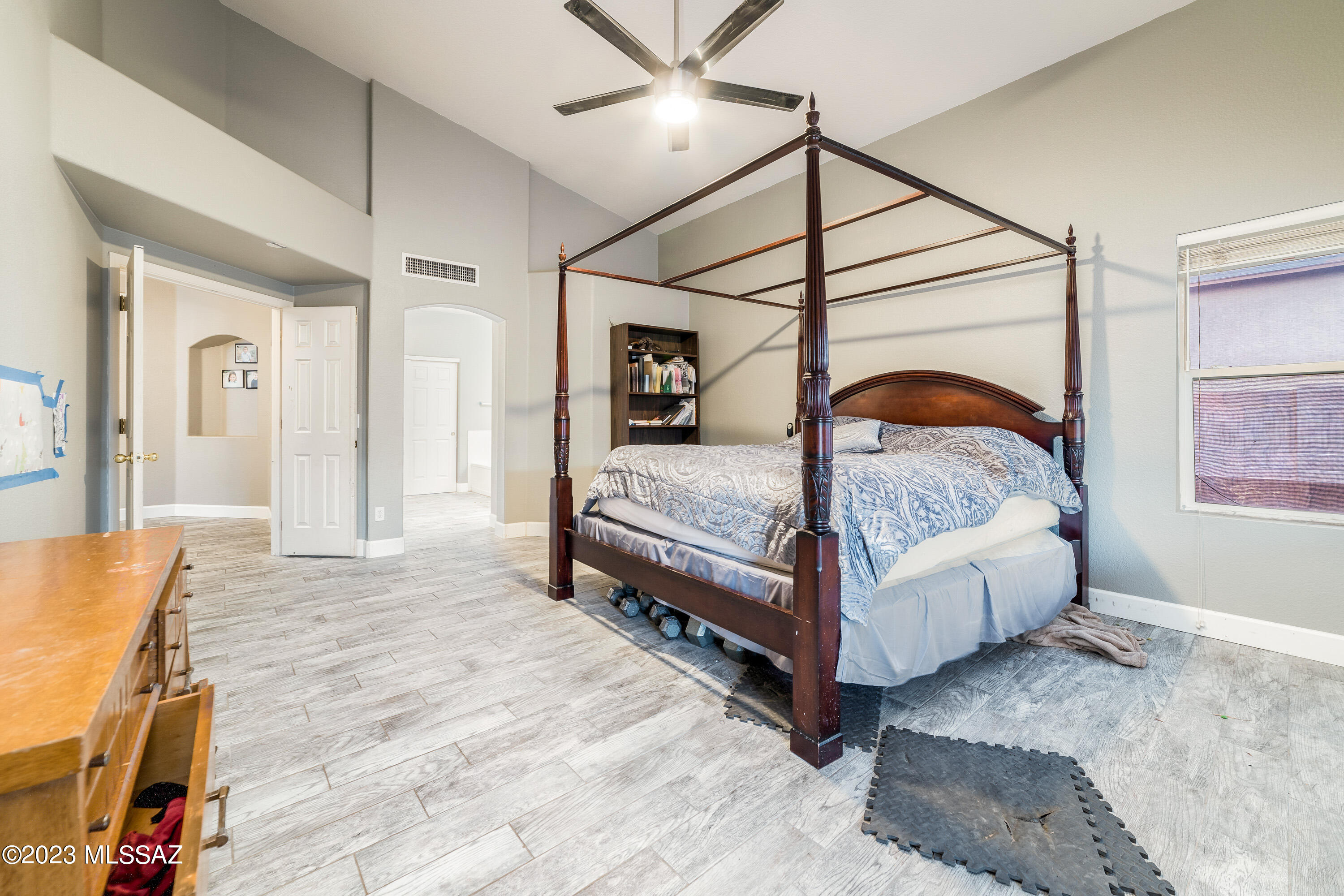 9205 N Sugar Foot Drive