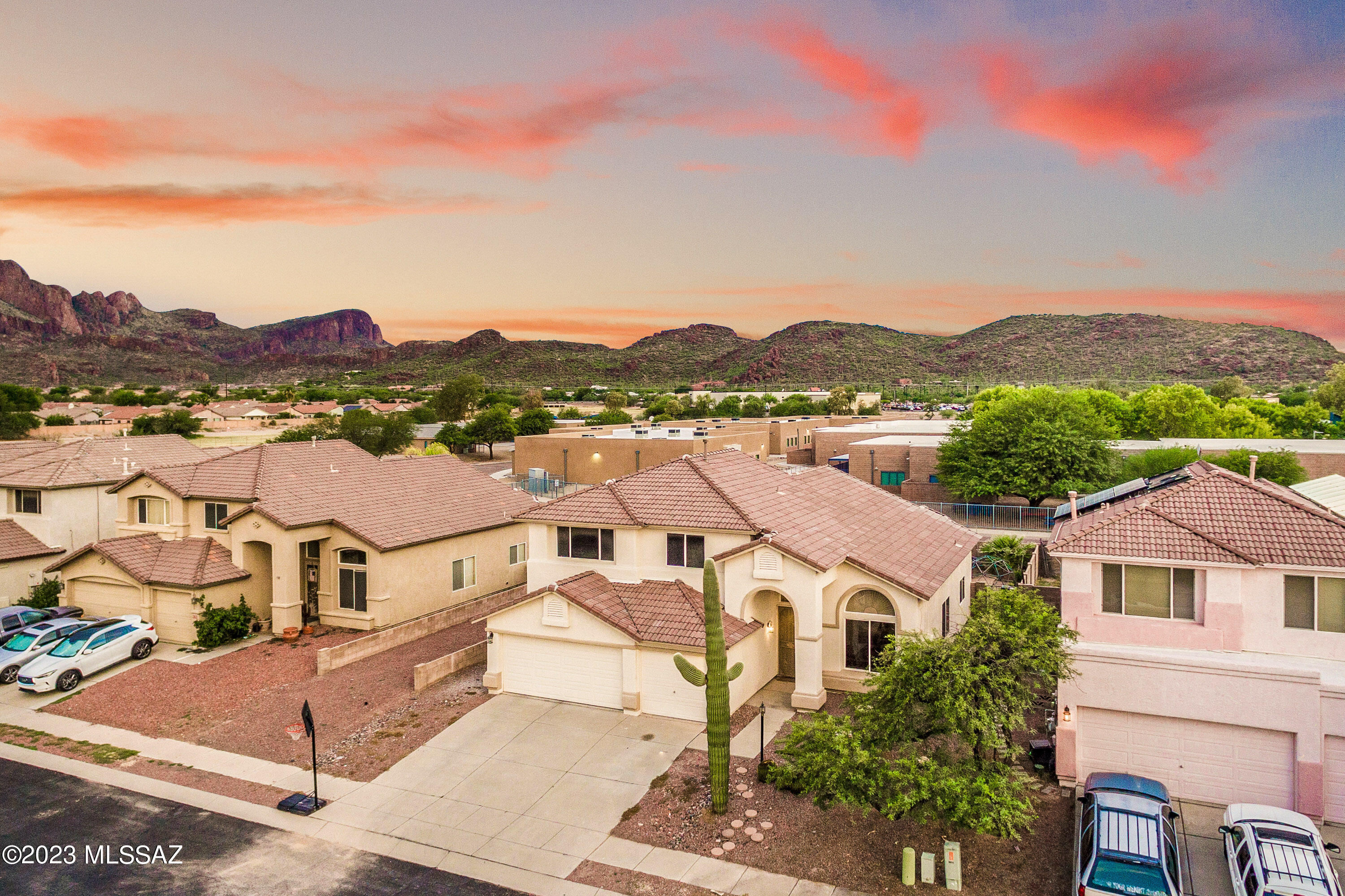 9205 N Sugar Foot Drive