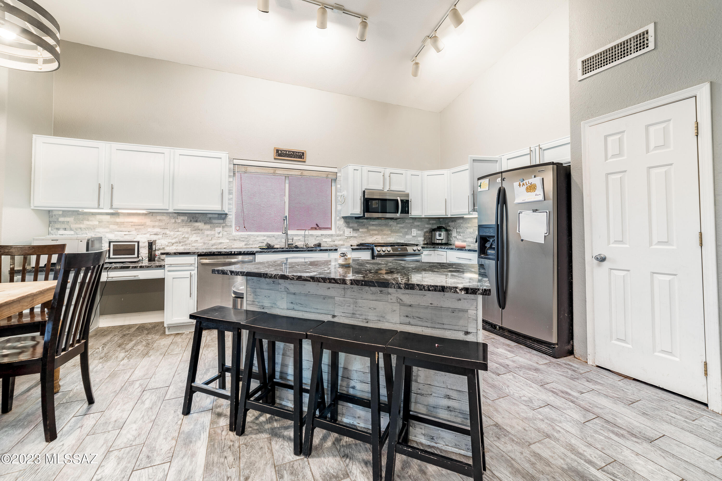 9205 N Sugar Foot Drive